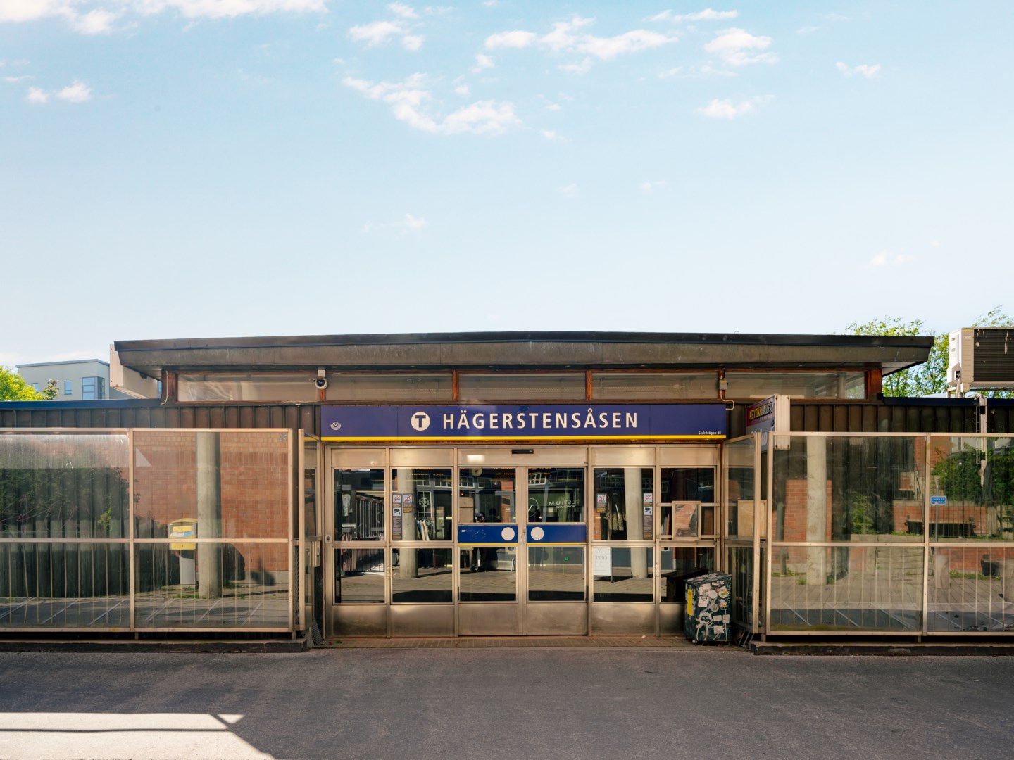 Bostadsbild från Sparbanksvägen 14, Till salu i Hägerstensåsen, Stockholm