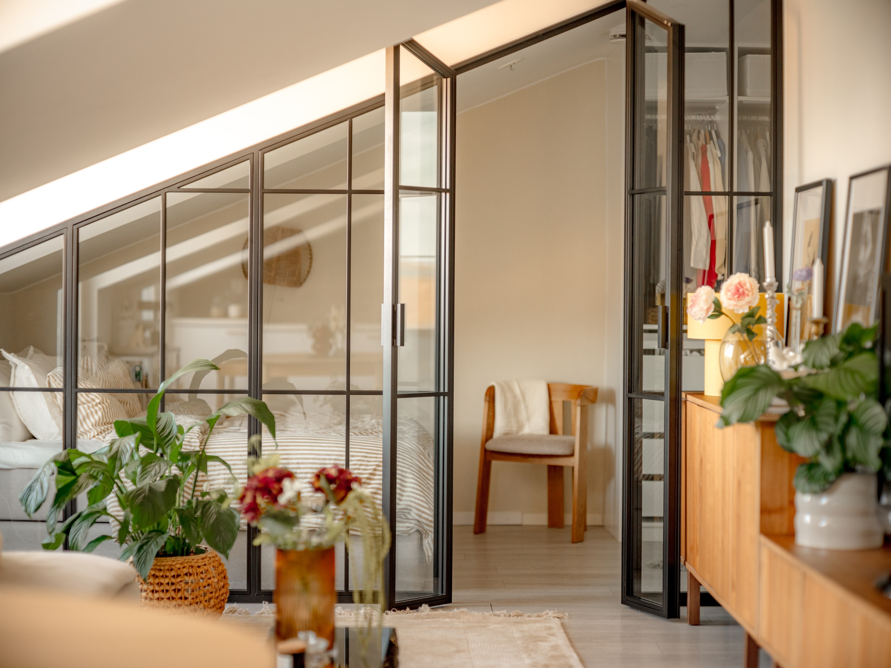 Bostadsbild från Sparbanksvägen 14, Till salu i Hägerstensåsen, Stockholm
