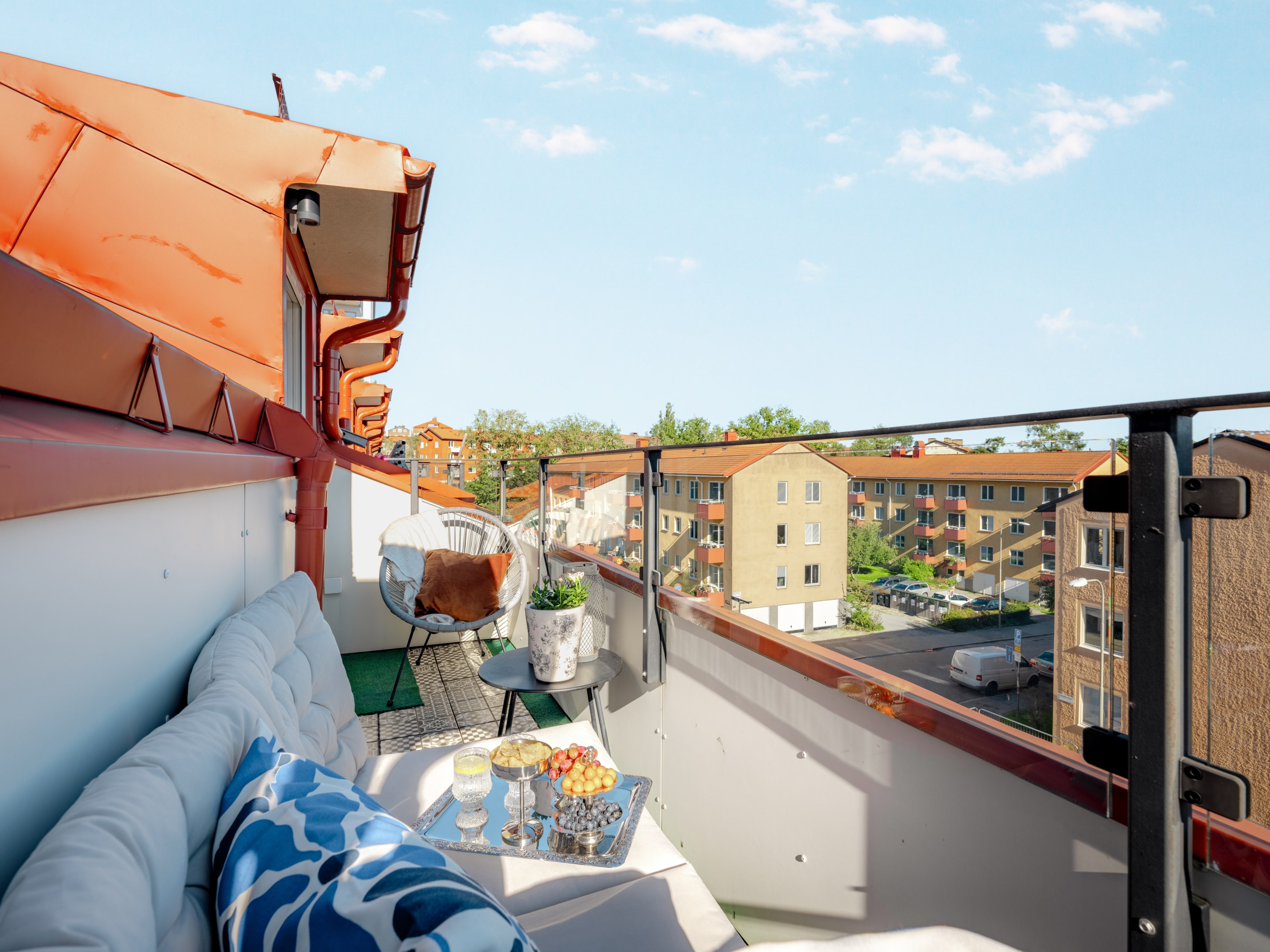 Bostadsbild från Sparbanksvägen 14, Kommande i Hägerstensåsen, Stockholm