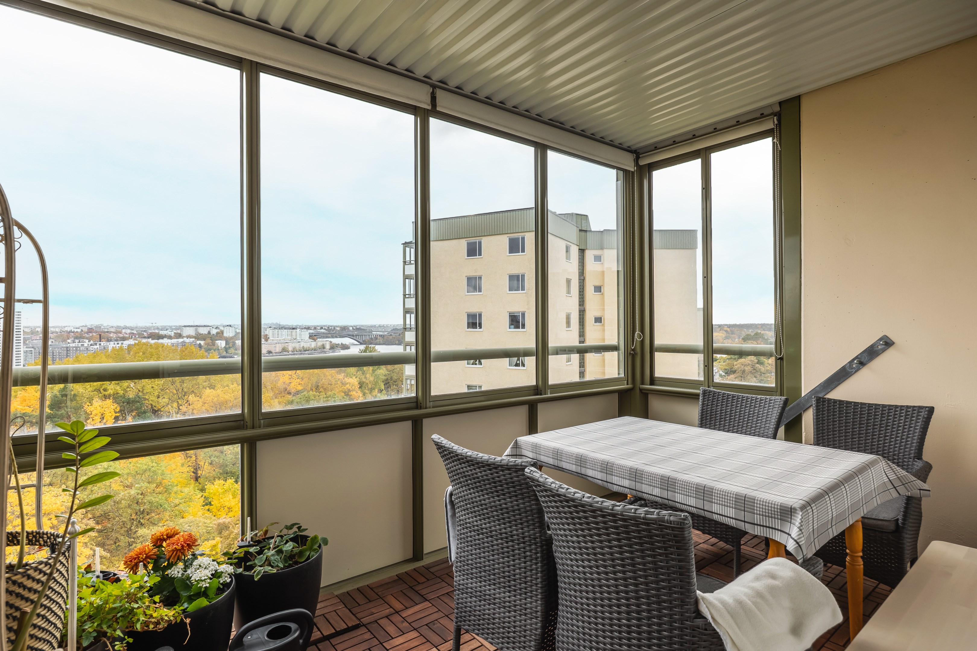 Bostadsbild från Johan Enbergs väg 7, Till salu i Västra skogen, Solna