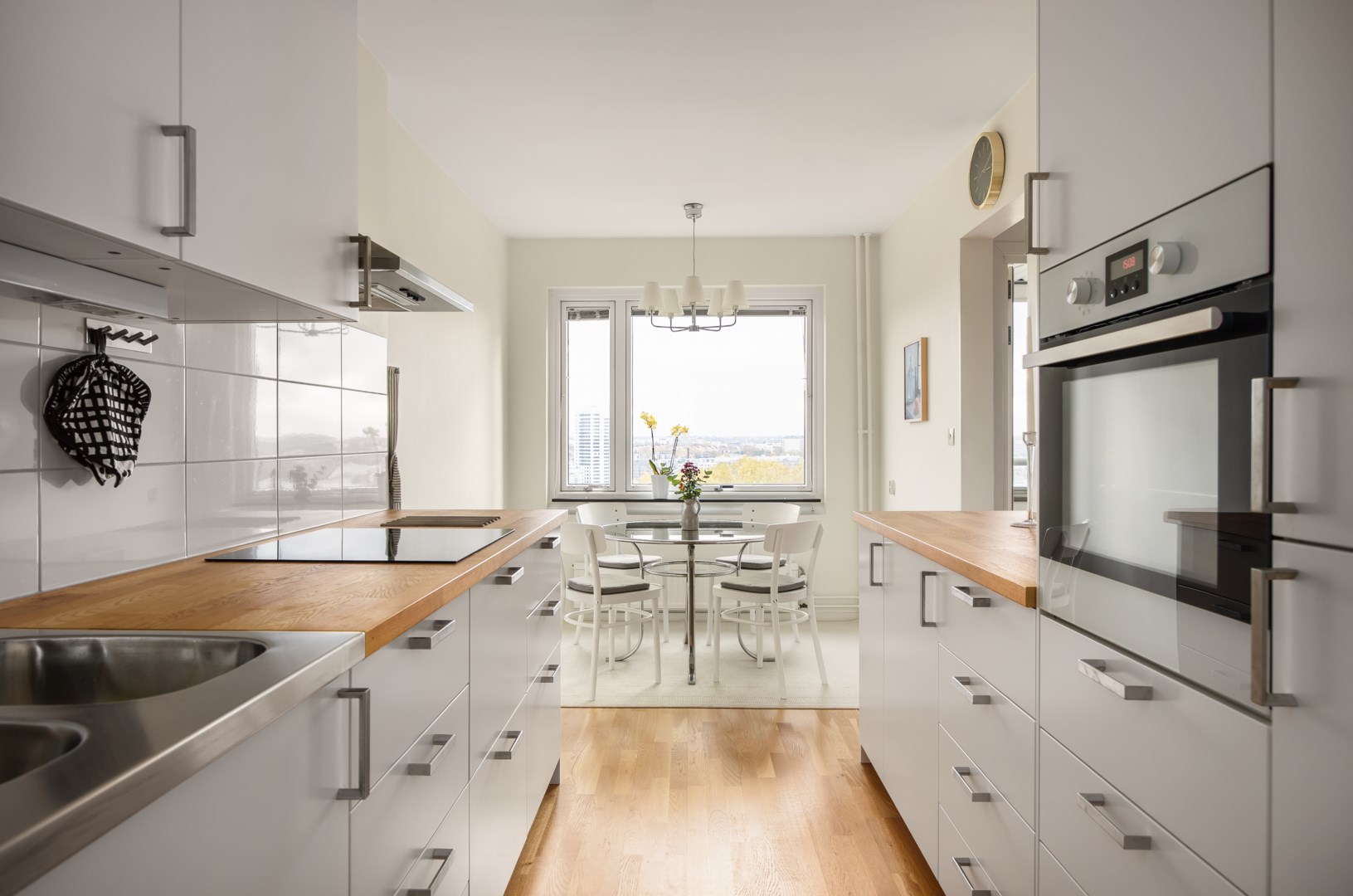 Bostadsbild från Johan Enbergs väg 7, Till salu i Västra skogen, Solna