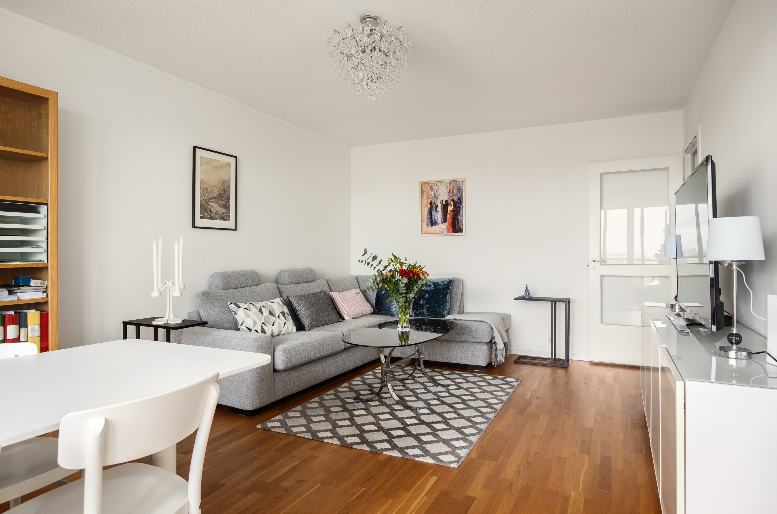 Bostadsbild från Johan Enbergs väg 7, Till salu i Västra skogen, Solna