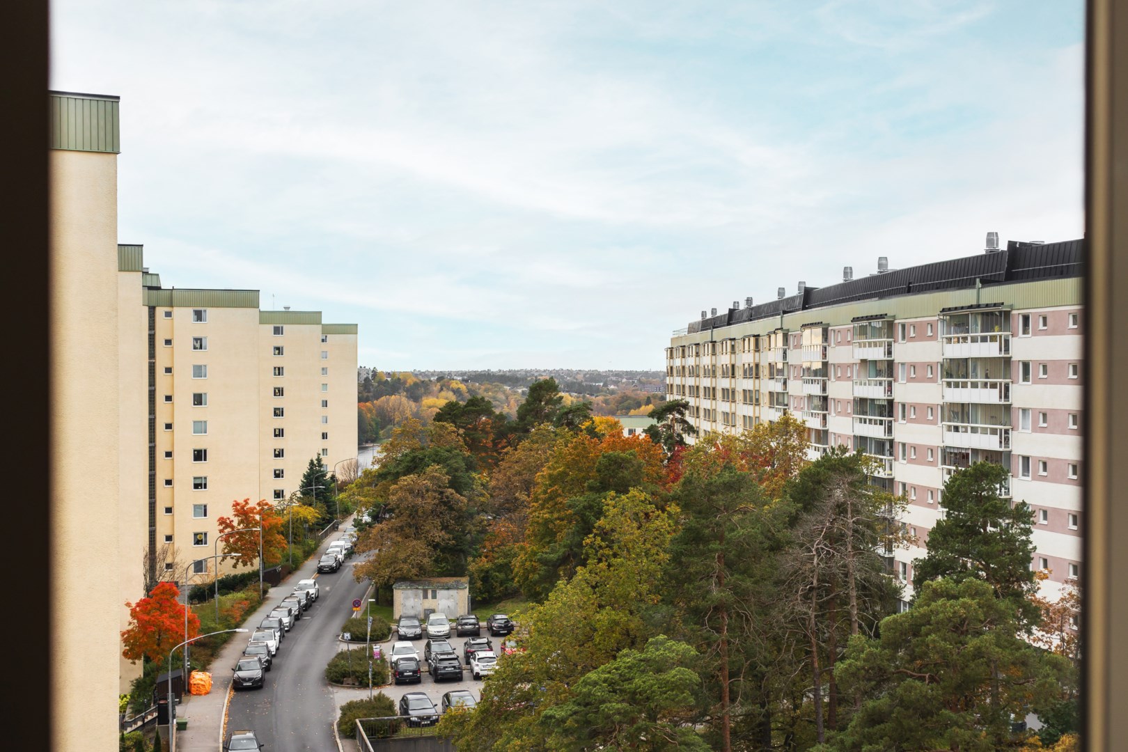 Bostadsbild från Johan Enbergs väg 7, Till salu i Västra skogen, Solna