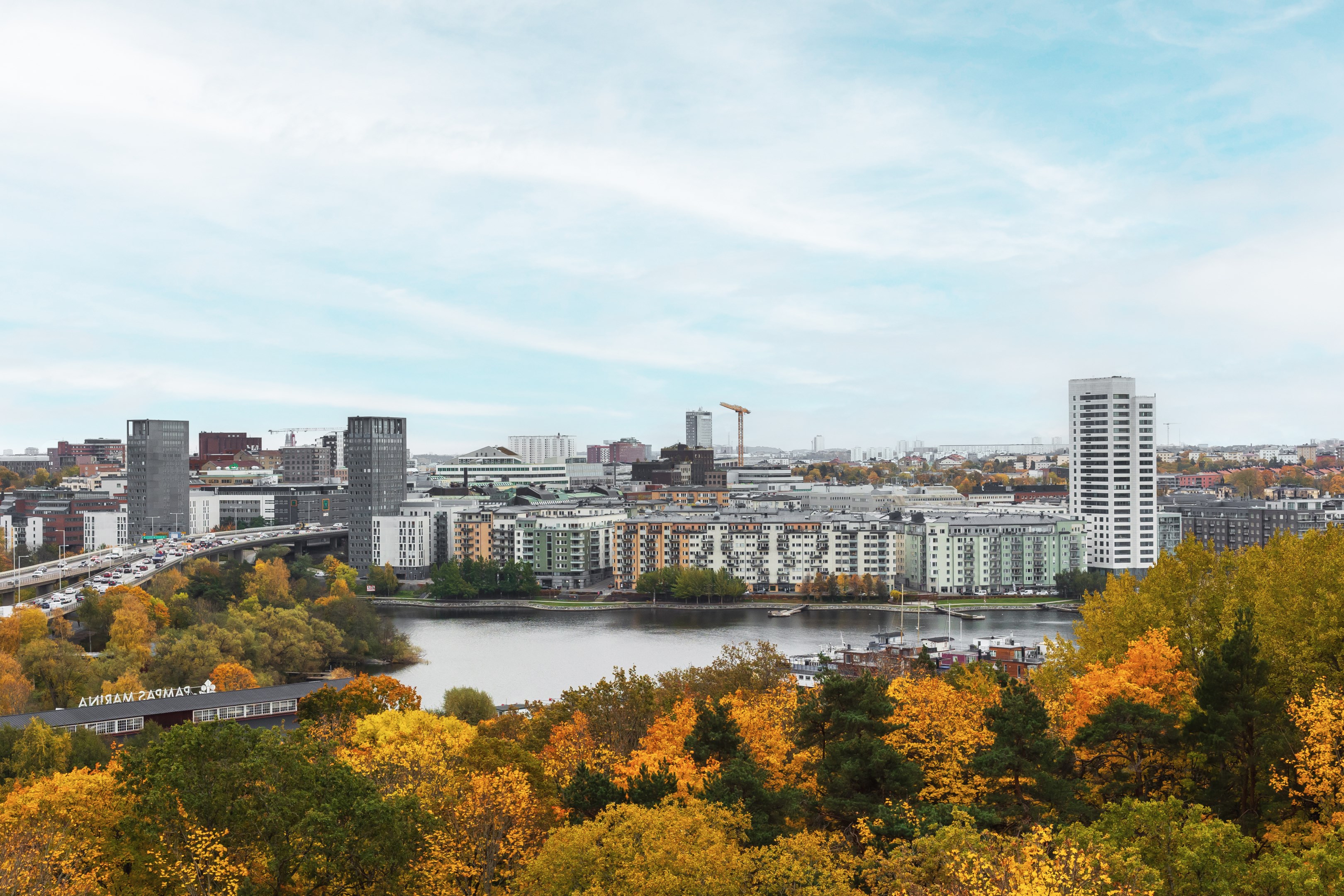 Bostadsbild från Johan Enbergs väg 7, Till salu i Västra skogen, Solna