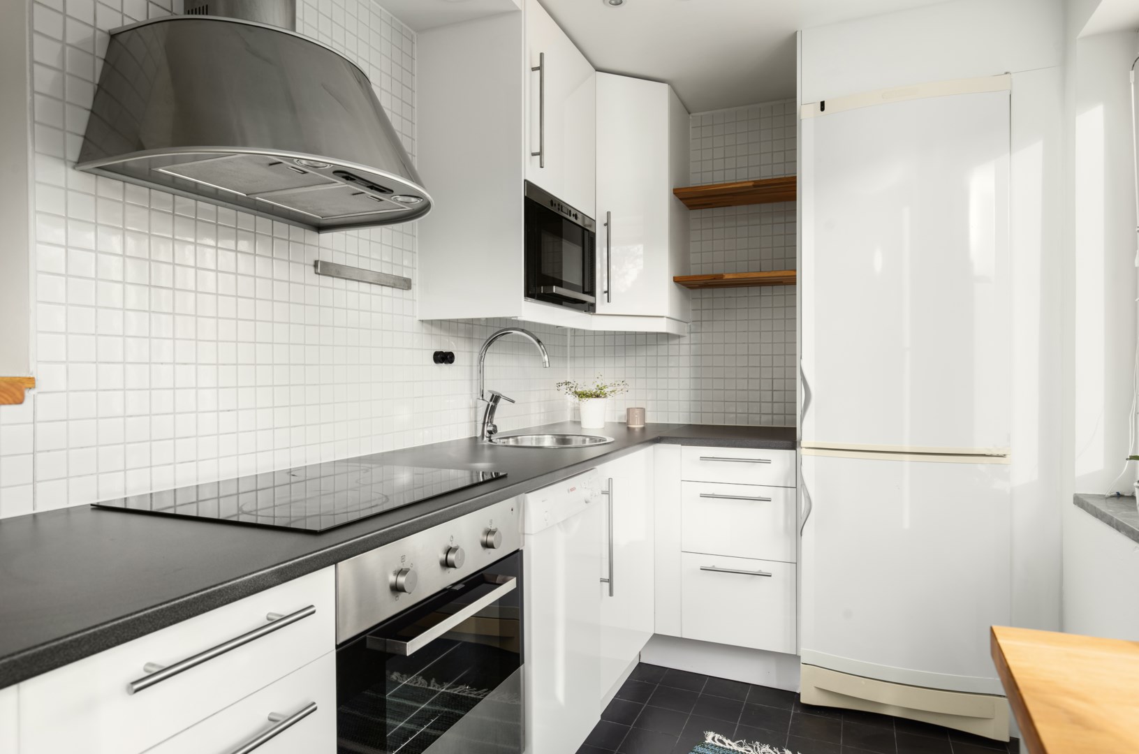 Bostadsbild från Ektorpsvägen 9, Såld i Ektorp, Nacka