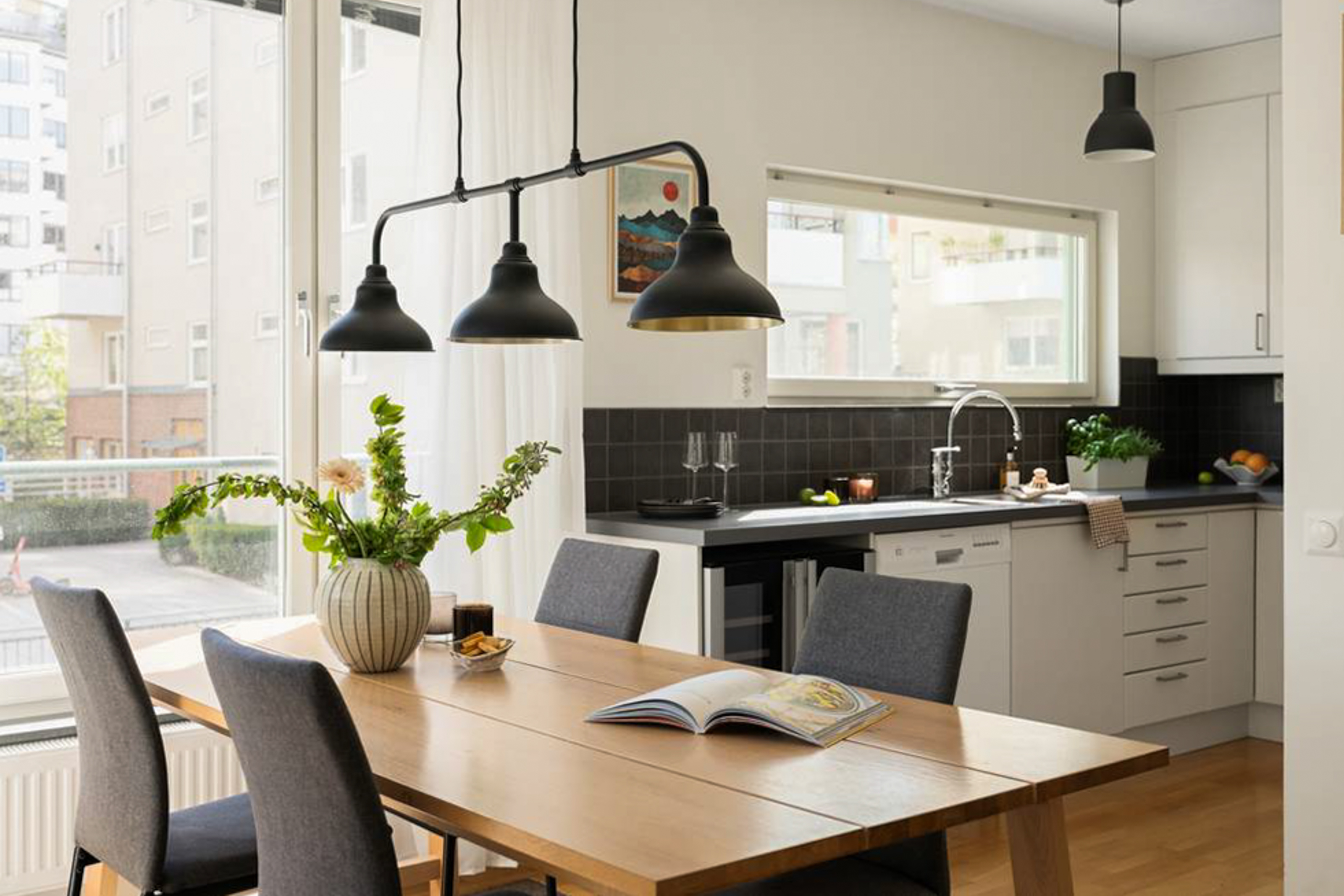 Bostadsbild från Sjökvarnsbacken 6, Till salu i Saltsjöqvarn, Nacka