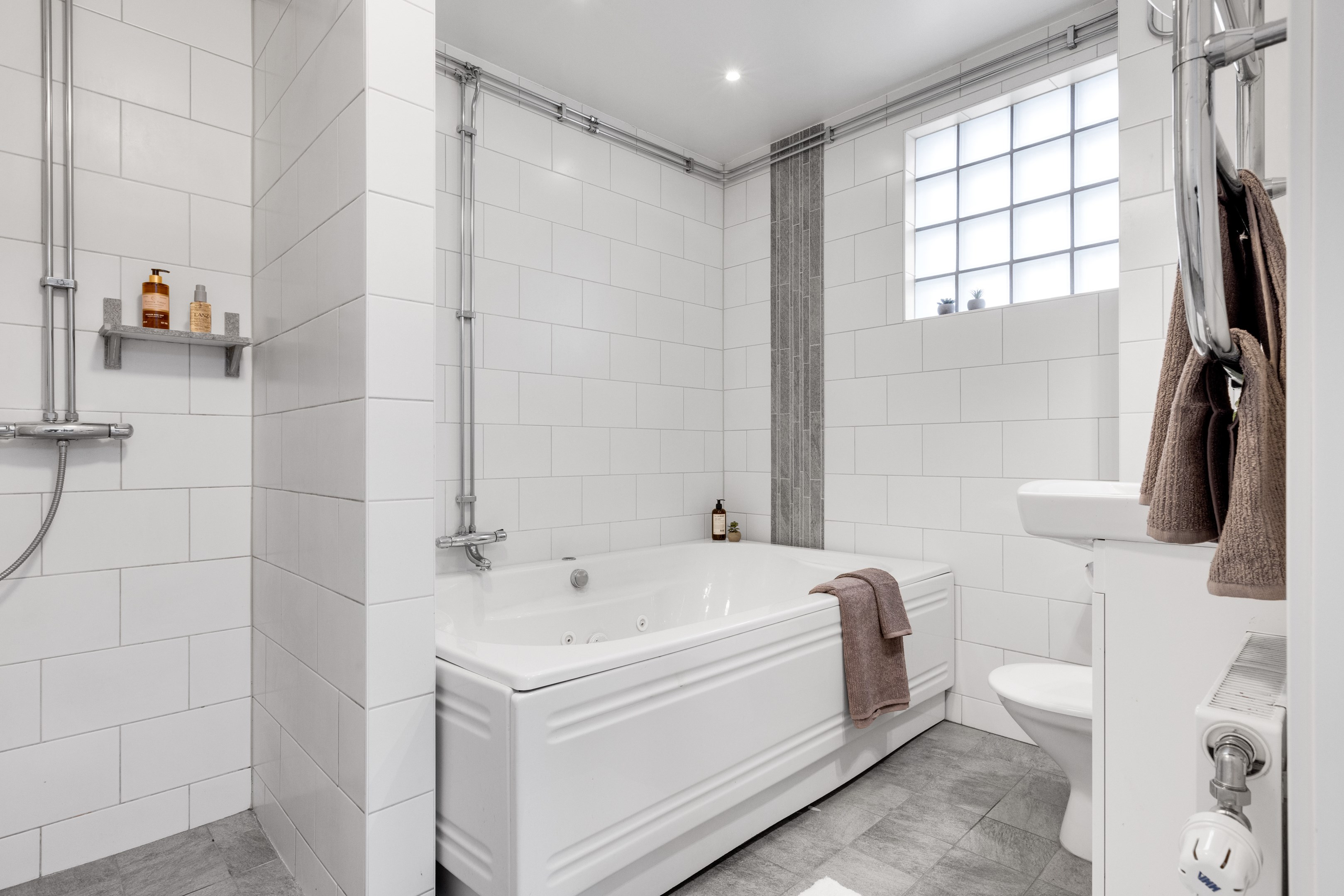 Bostadsbild från S:t Johannesgatan 7 E, Till salu i Fjärdingen, Uppsala