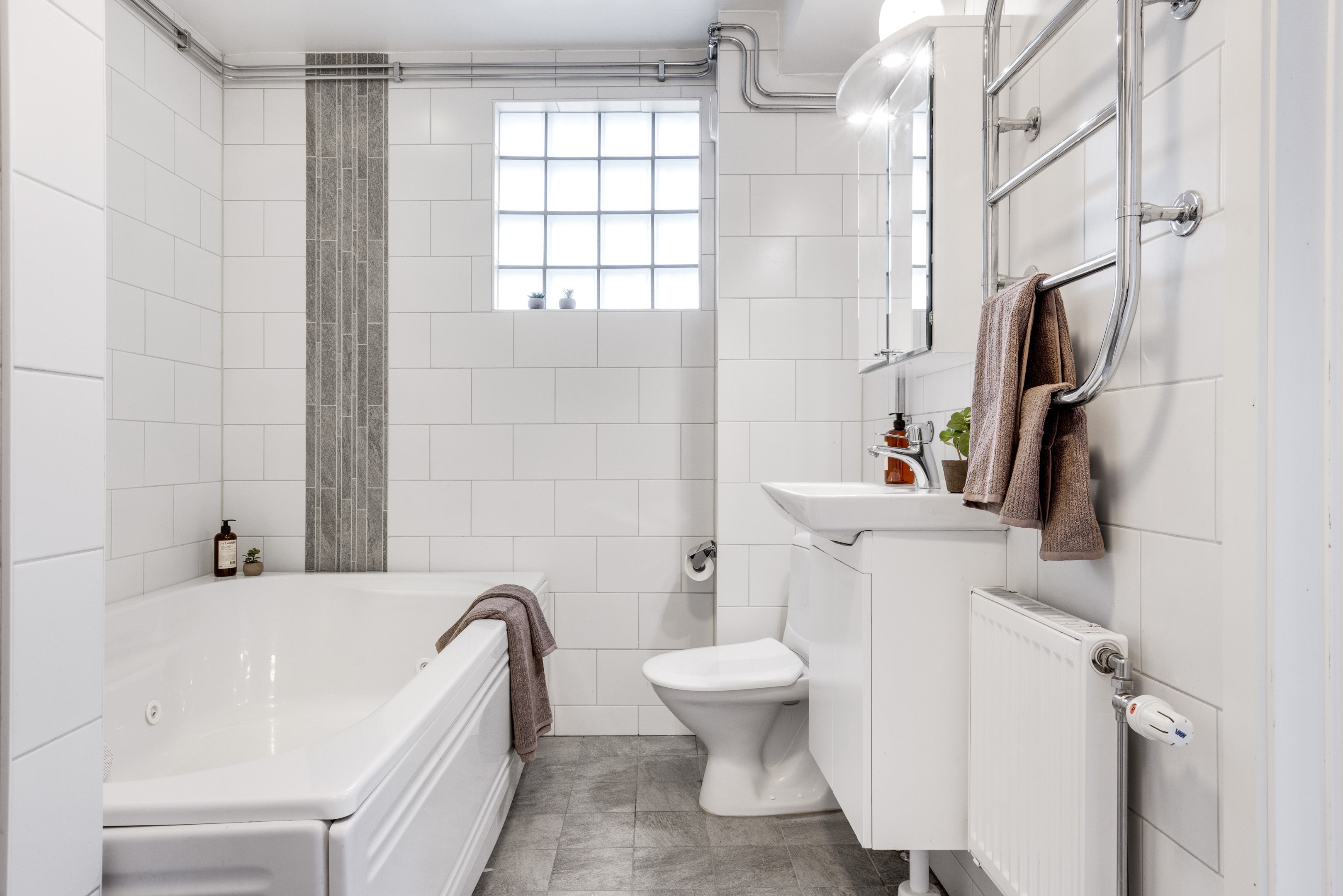 Bostadsbild från S:t Johannesgatan 7 E, Till salu i Fjärdingen, Uppsala