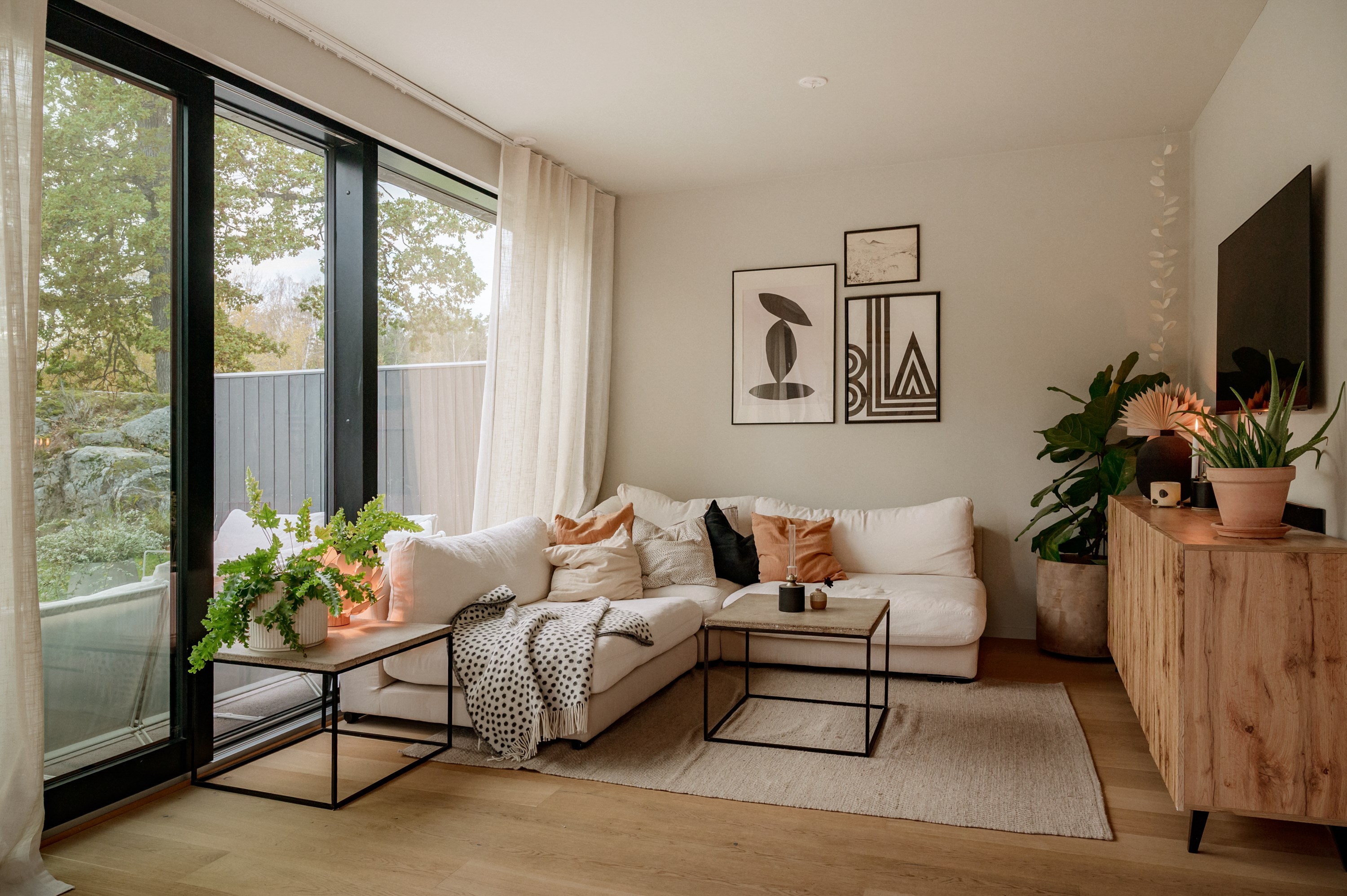 Bostadsbild från Åbroddsvägen 36C, Till salu i Kummelnäs, Nacka