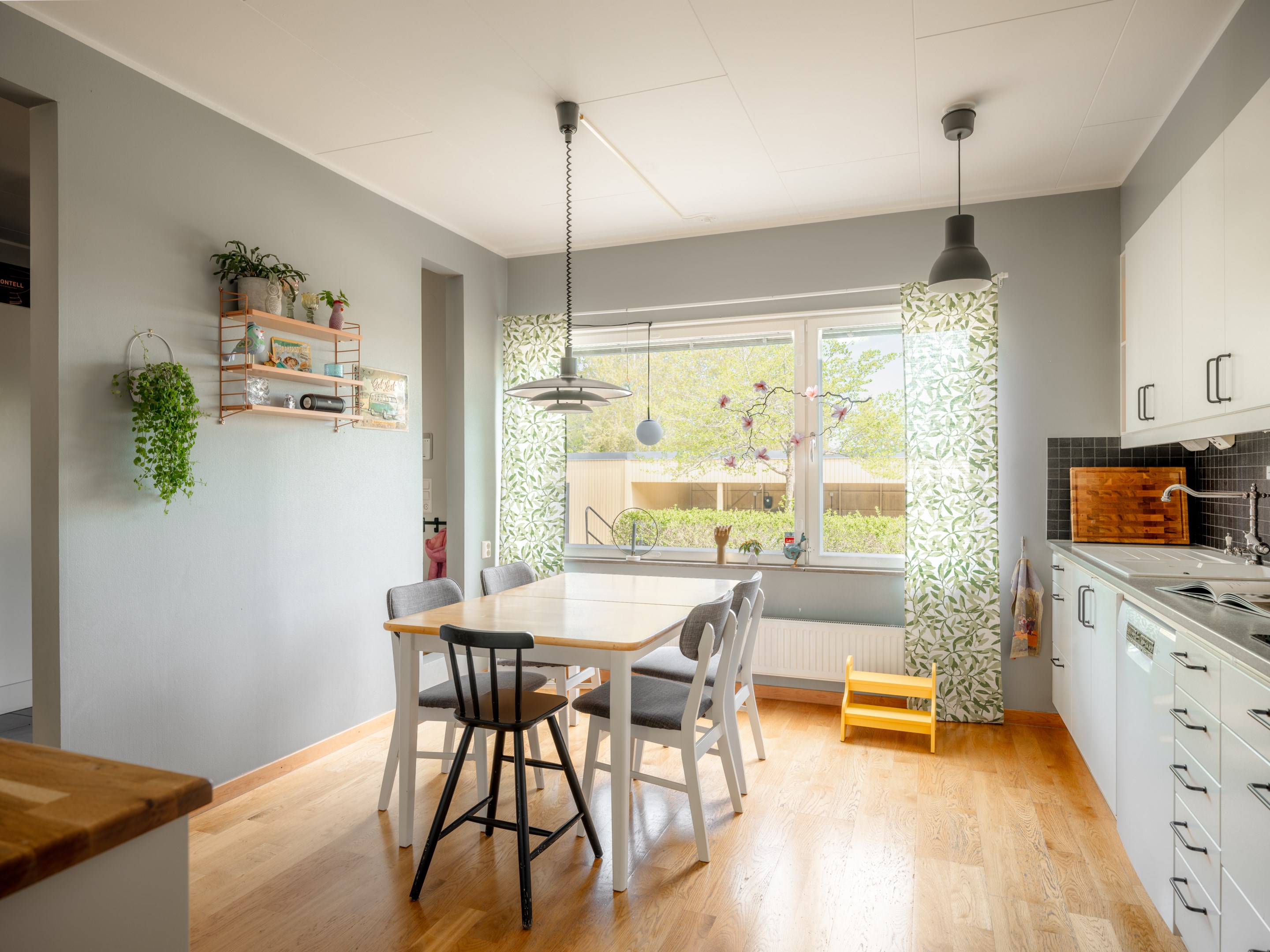 Bostadsbild från Safirgränd 15, Till salu i Solberga/Hägersten, Stockholm