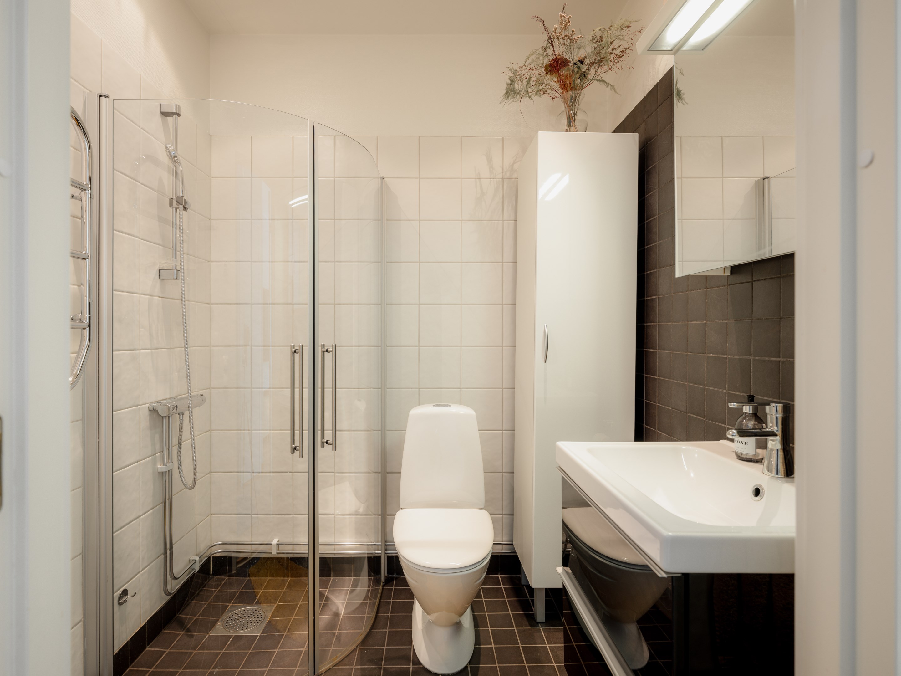 Bostadsbild från Safirgränd 15, Till salu i Solberga/Hägersten, Stockholm