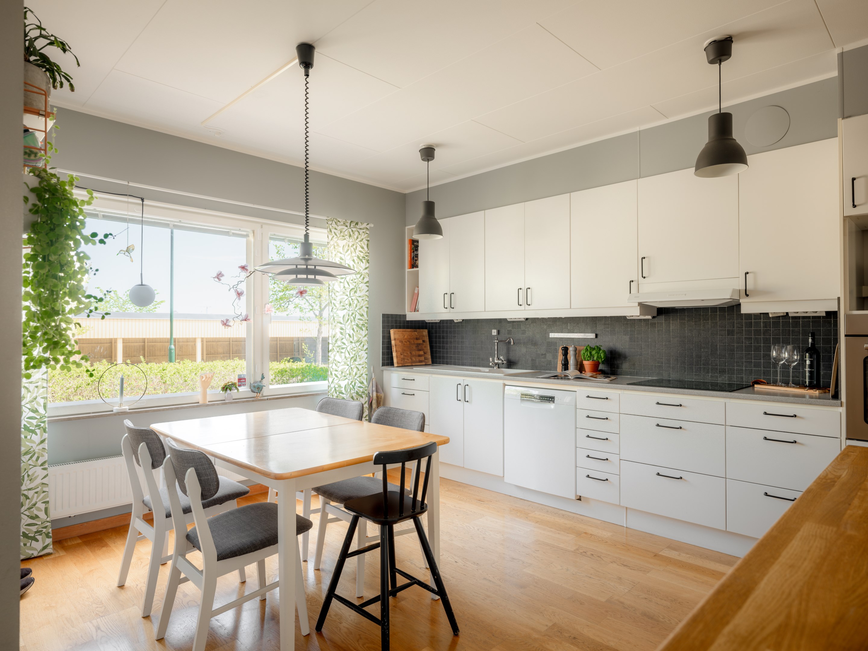 Bostadsbild från Safirgränd 15, Till salu i Solberga/Hägersten, Stockholm