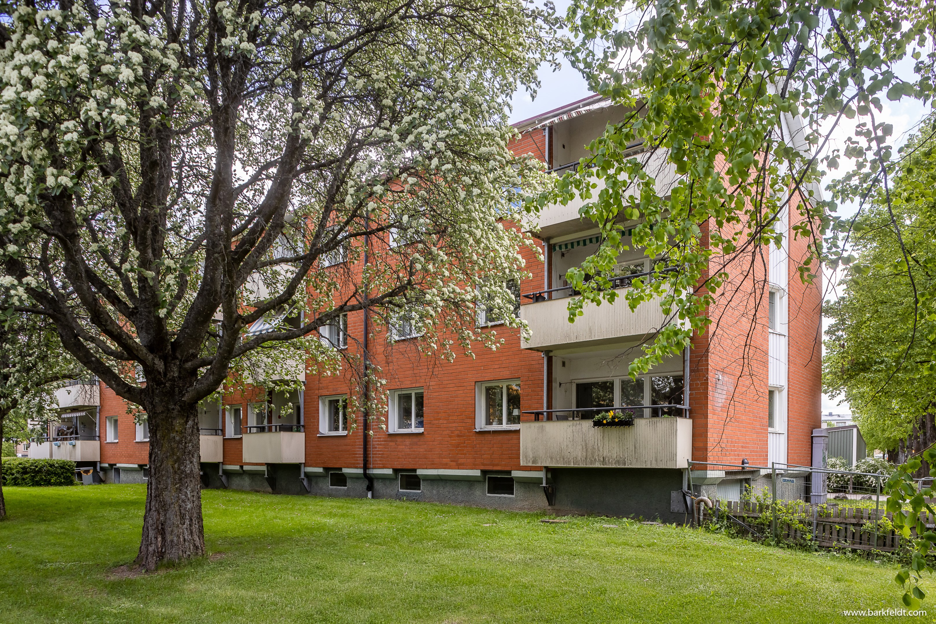 Bostadsbild från Årstagatan 18 A, Till salu i Salabacke, Uppsala