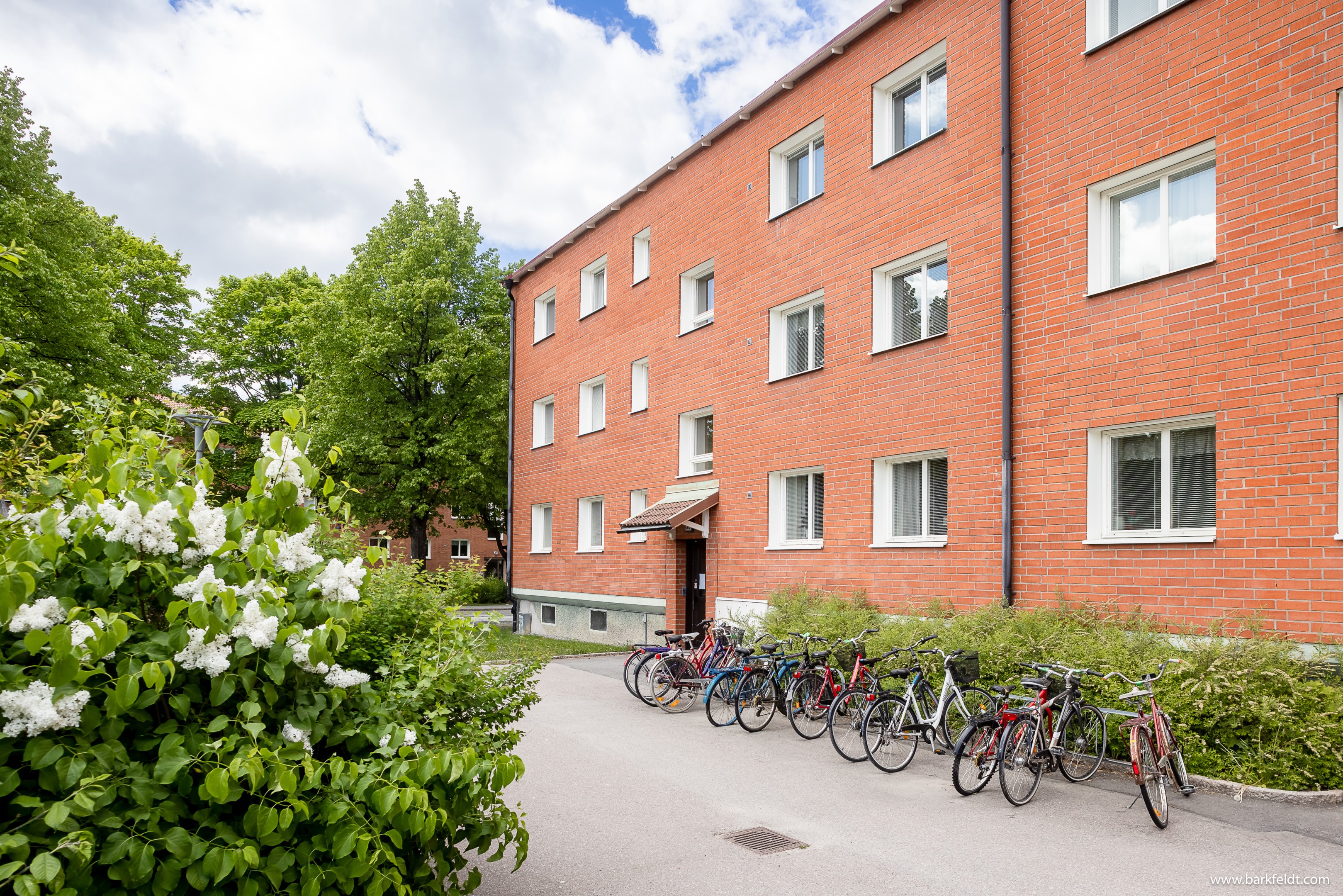Bostadsbild från Årstagatan 18 A, Till salu i Salabacke, Uppsala