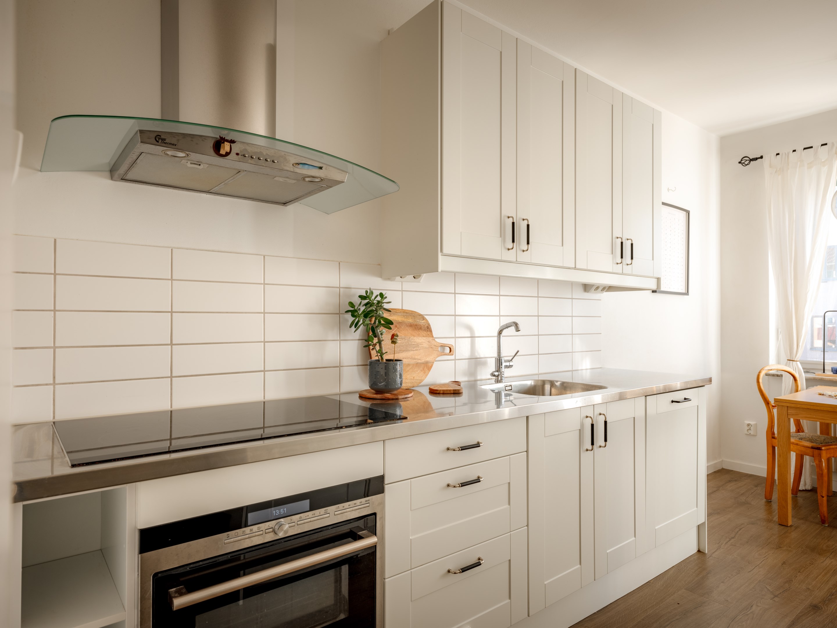 Bostadsbild från Sparbanksvägen 11, Kommande i Hägerstensåsen, Stockholm