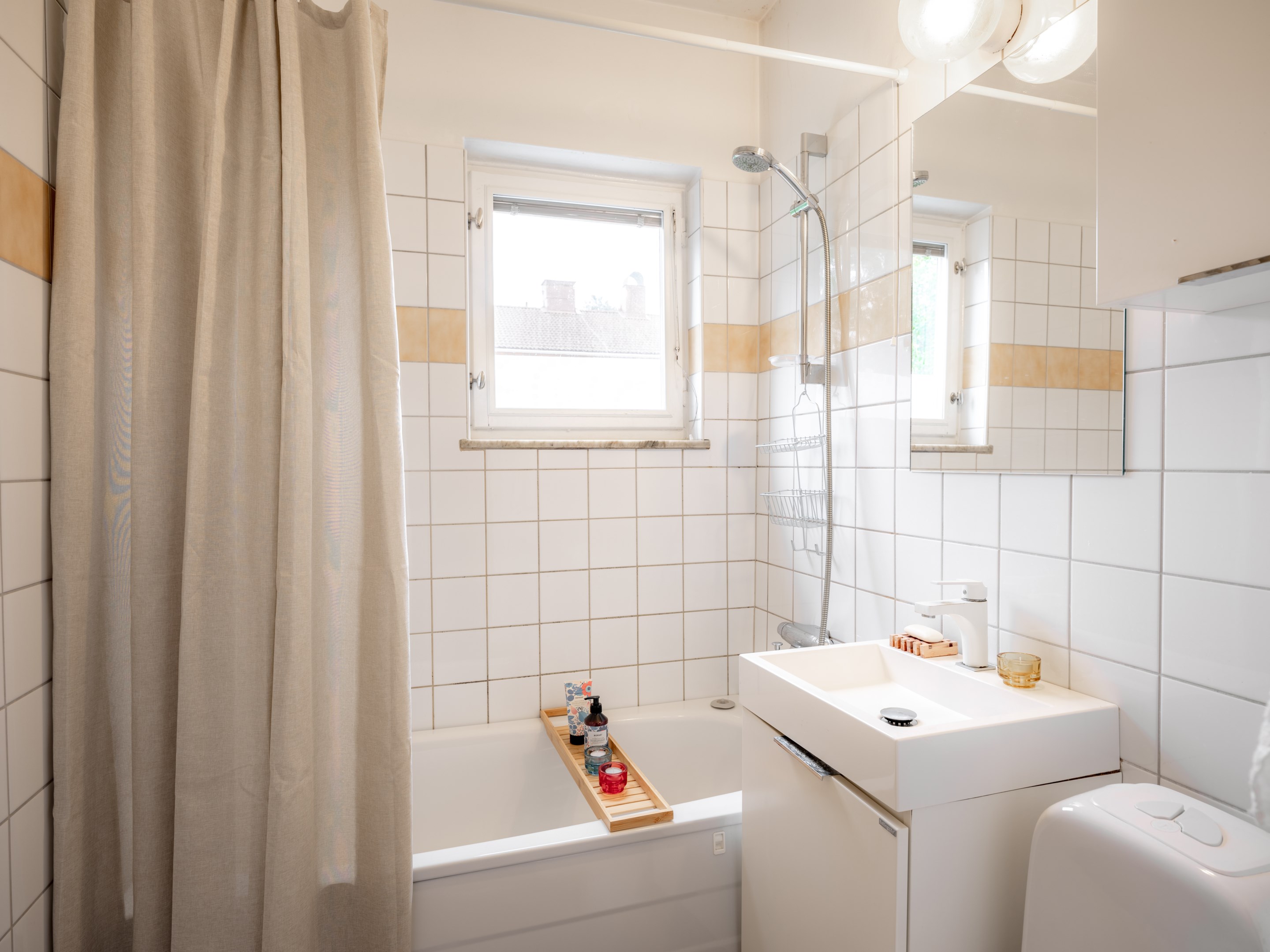 Bostadsbild från Sparbanksvägen 11, Kommande i Hägerstensåsen, Stockholm