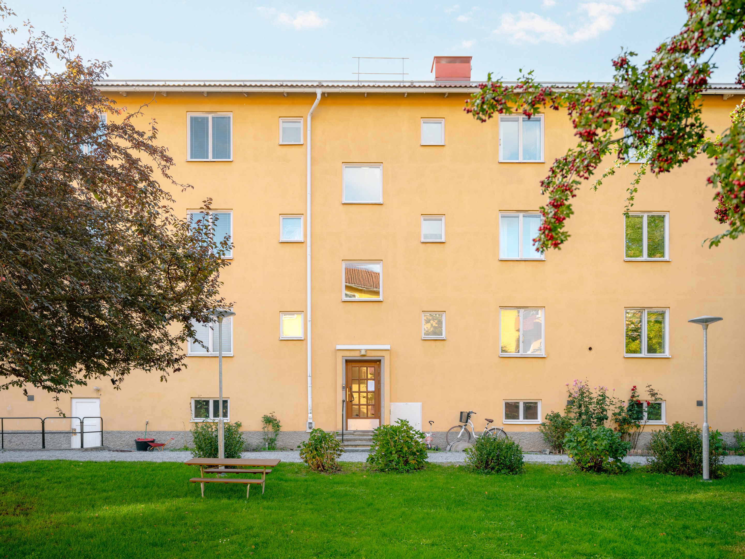 Bostadsbild från Sparbanksvägen 11, Kommande i Hägerstensåsen, Stockholm