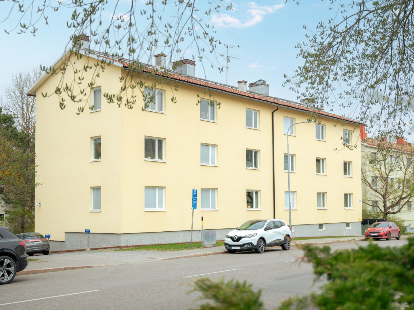 Bostadsbild från Bäckvägen 68B, Kommande i Midsommarkransen, Stockholm