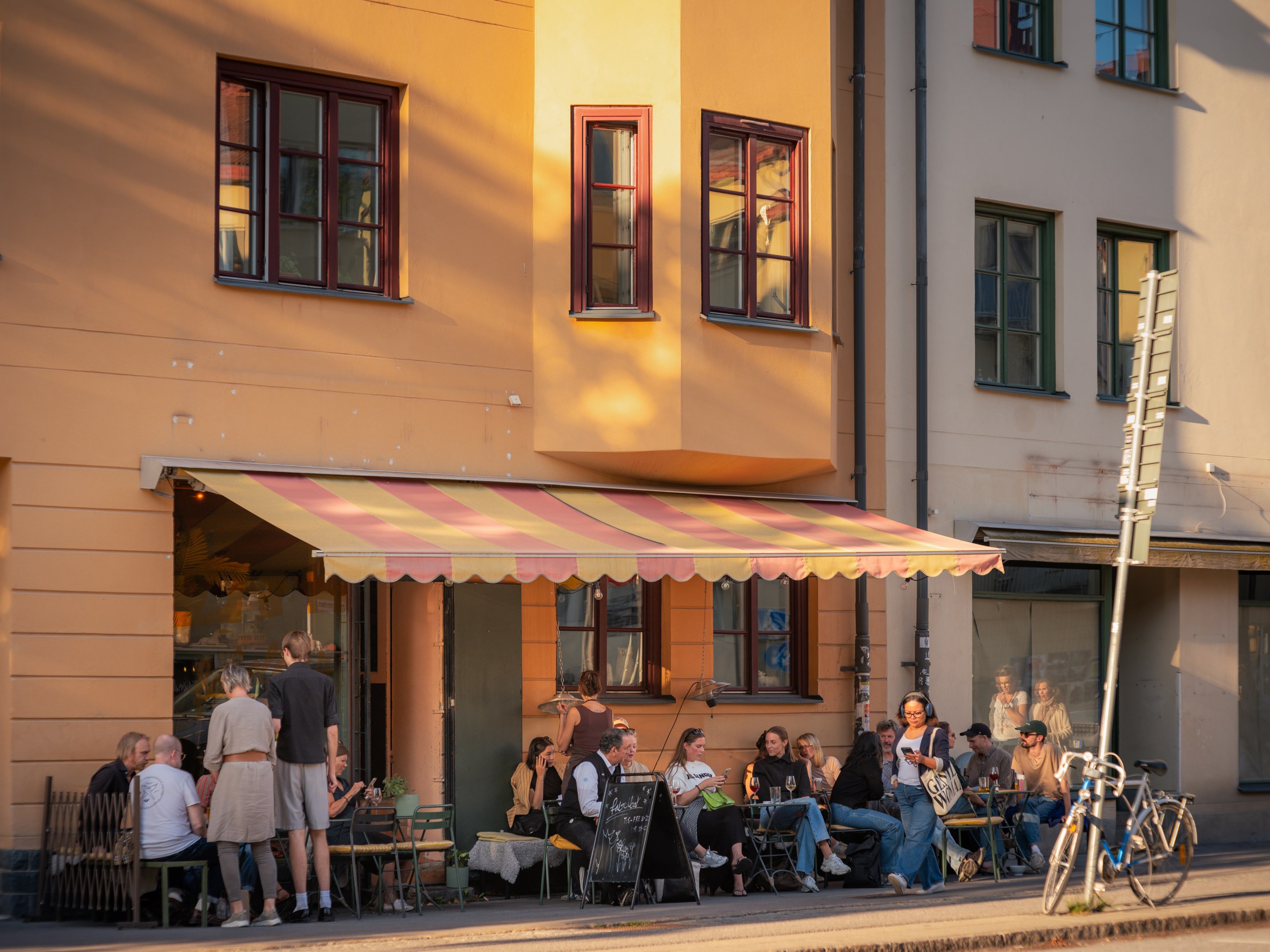 Bostadsbild från Bäckvägen 68B, Såld i Midsommarkransen, Stockholm