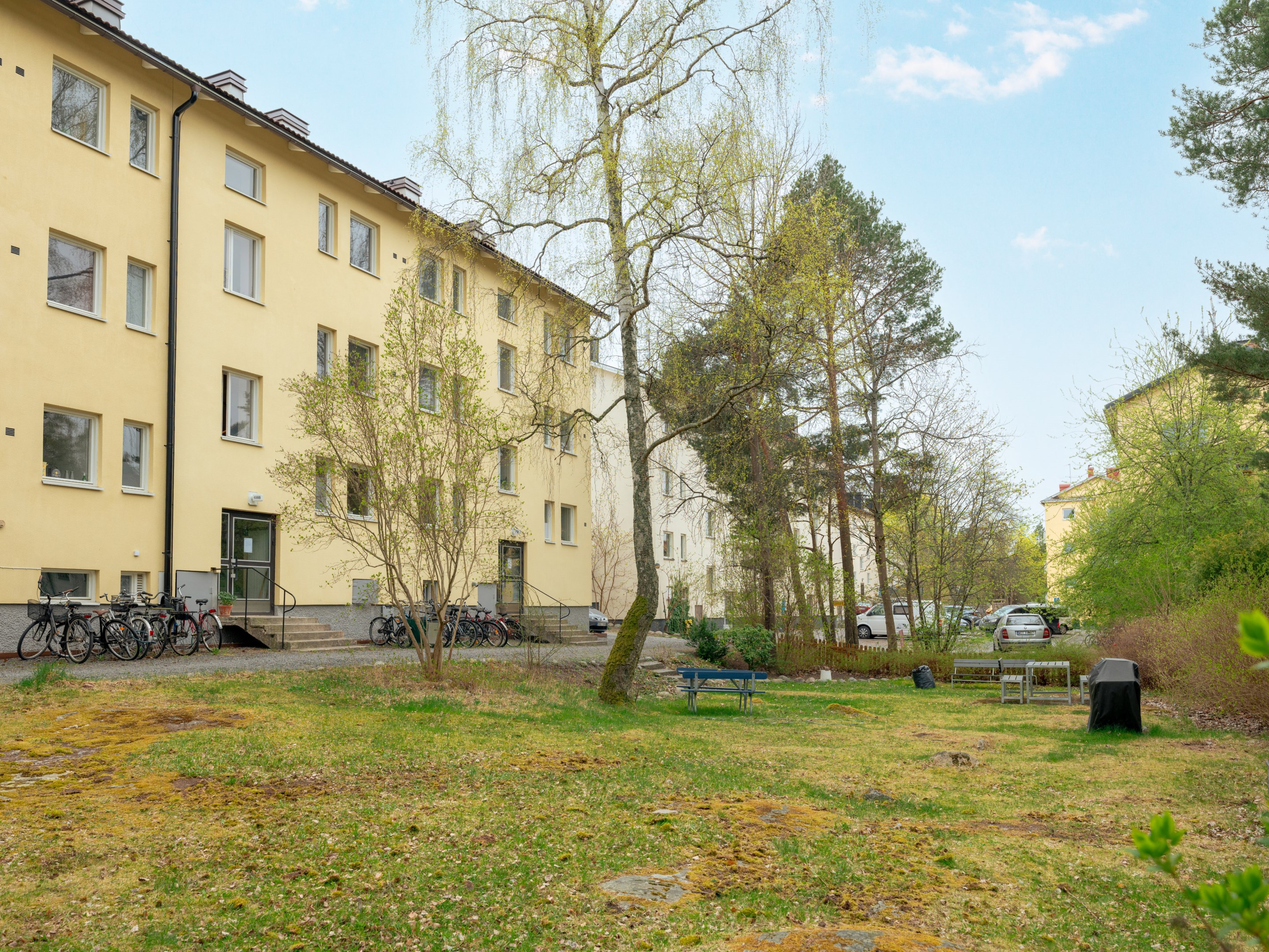 Bostadsbild från Bäckvägen 68B, Såld i Midsommarkransen, Stockholm