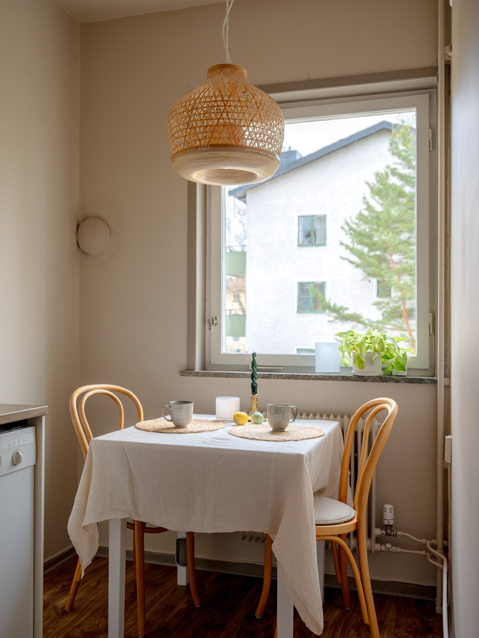 Bostadsbild från Bäckvägen 68B, Såld i Midsommarkransen, Stockholm