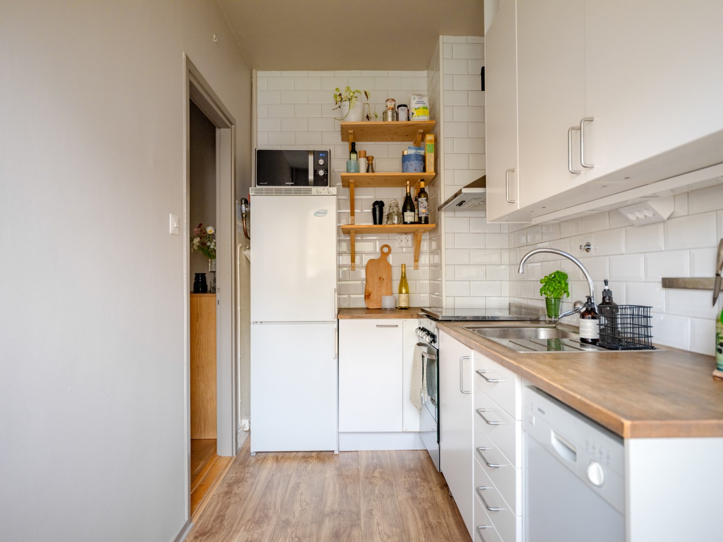 Bostadsbild från Bäckvägen 68B, Kommande i Midsommarkransen, Stockholm