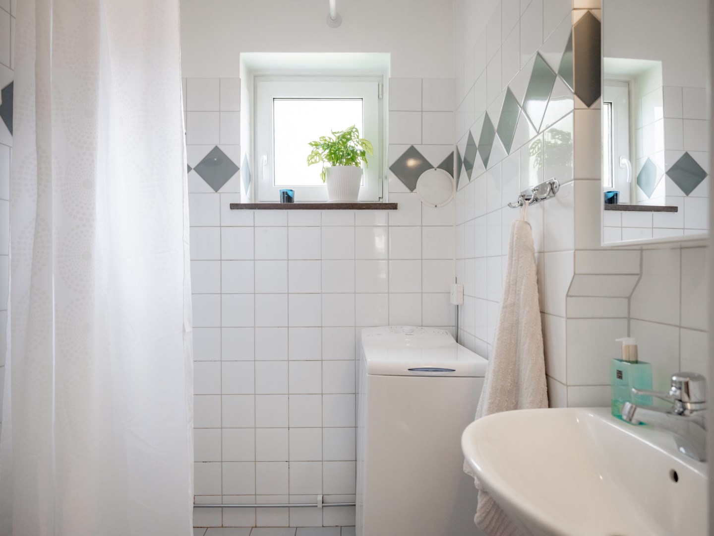 Bostadsbild från Sparbanksvägen 40, Kommande i Hägerstensåsen, Stockholm