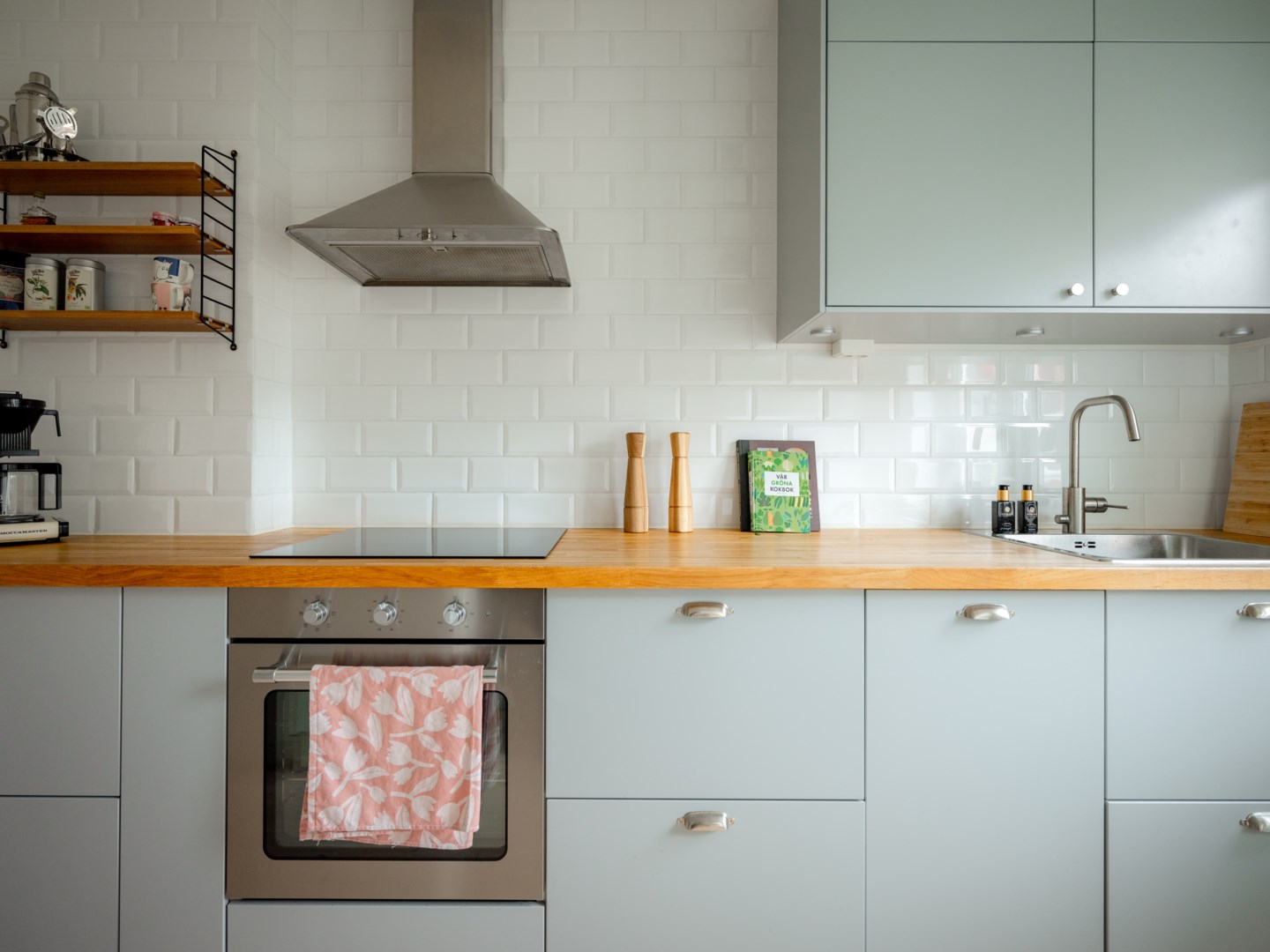 Bostadsbild från Sparbanksvägen 40, Kommande i Hägerstensåsen, Stockholm