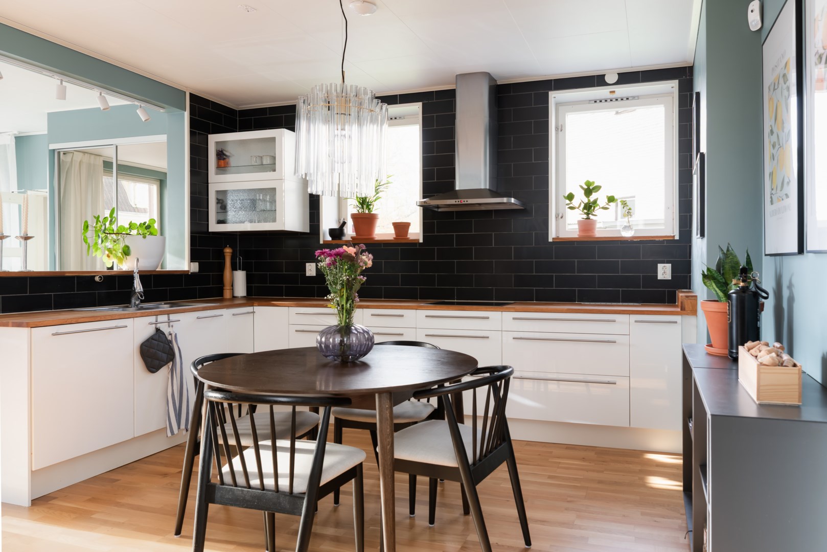 Bostadsbild från Apotekargatan 8, Till salu i Kristiansborg, Västerås