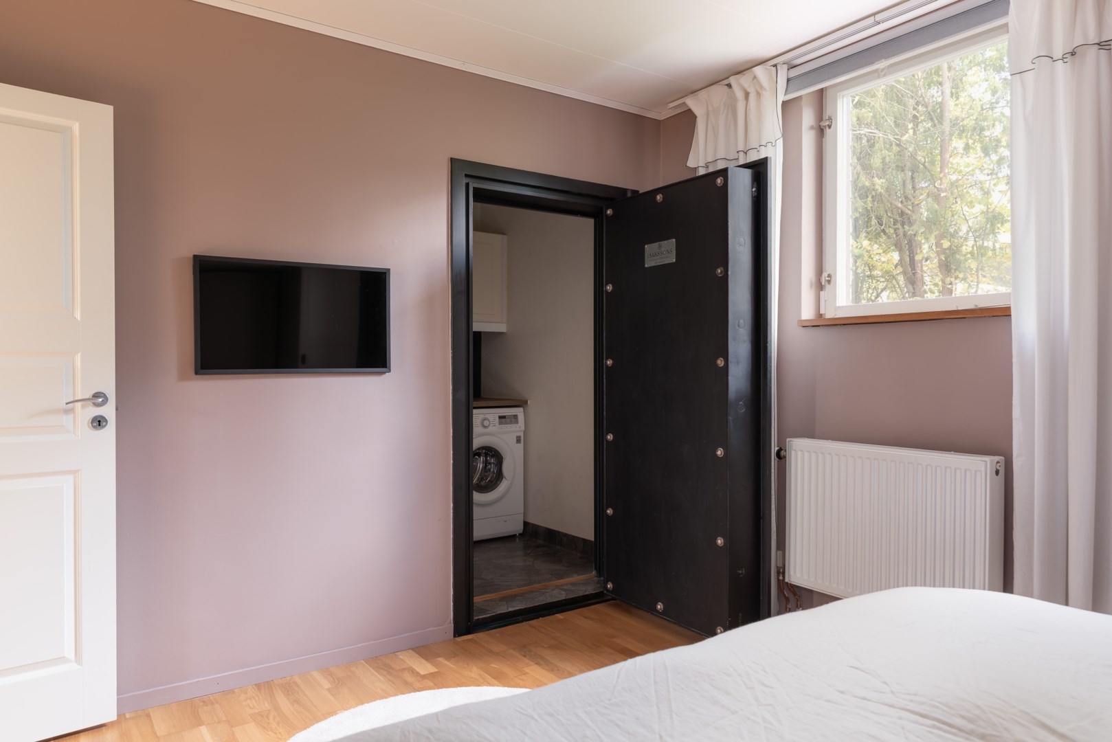 Bostadsbild från Apotekargatan 8, Till salu i Kristiansborg, Västerås