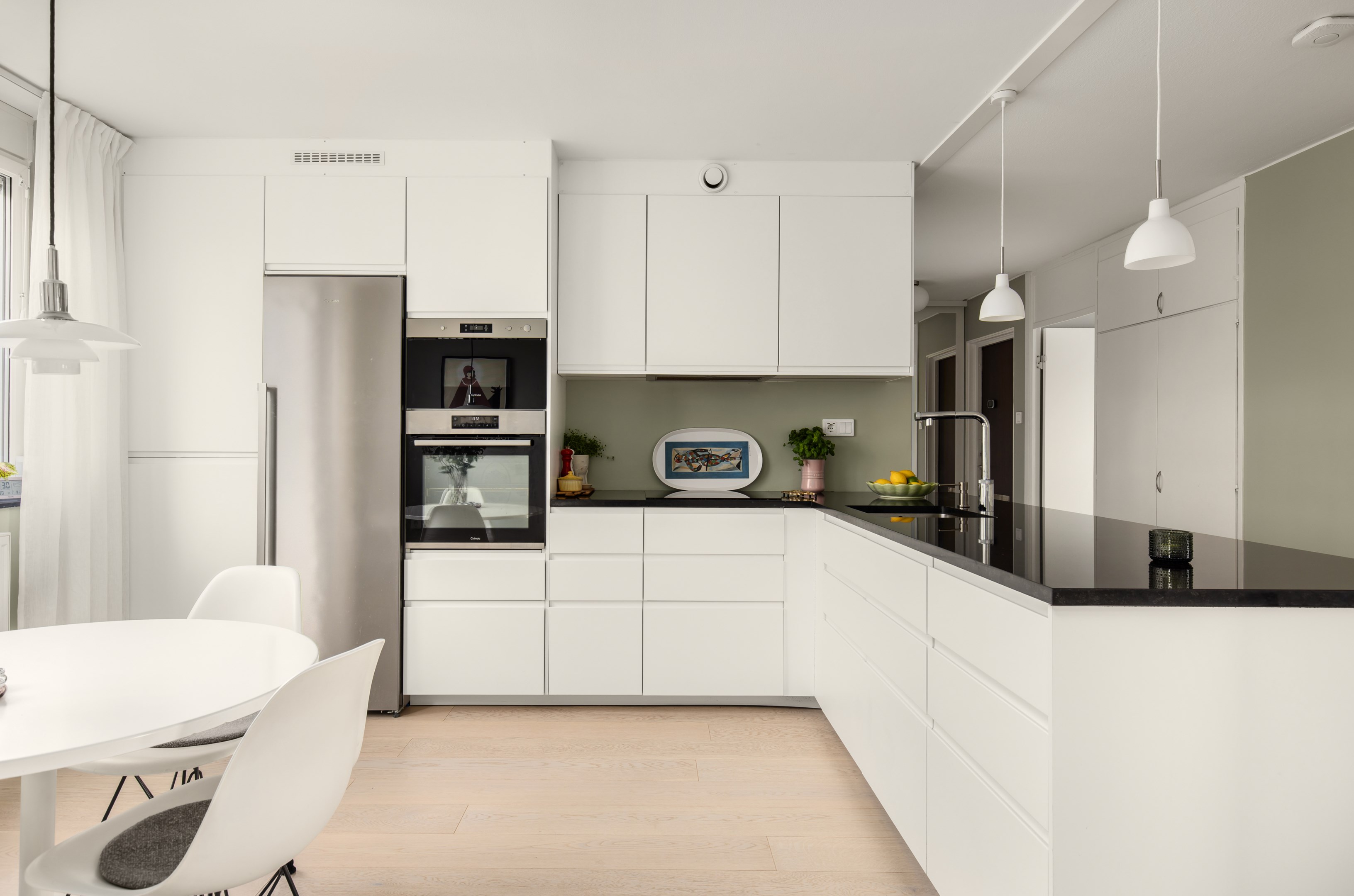 Bostadsbild från Henriksdalsringen 89, Såld i Henriksdalsberget, Nacka