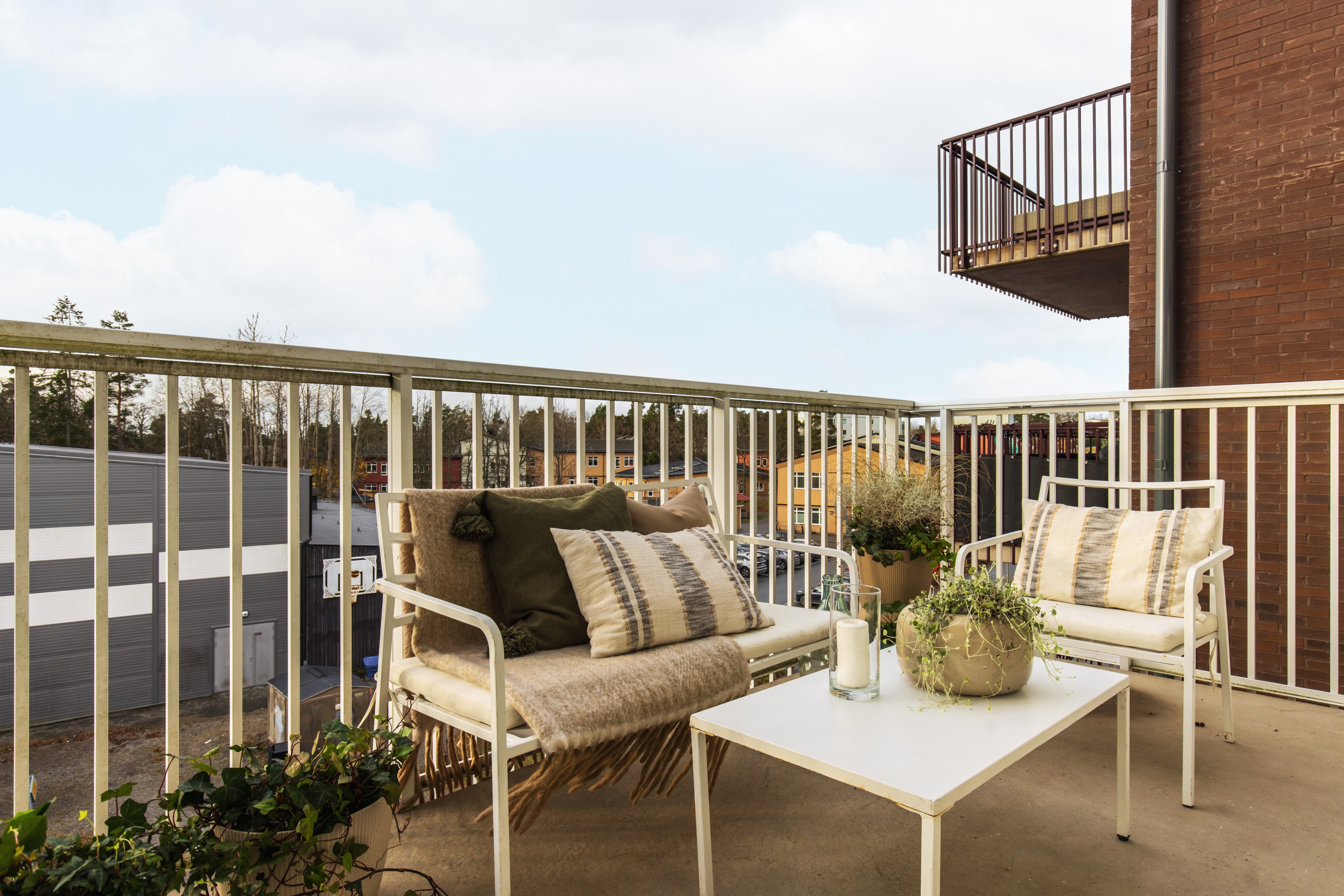 Bostadsbild från Tollare Ängsväg 28, 3tr, Såld i Tollare, Nacka