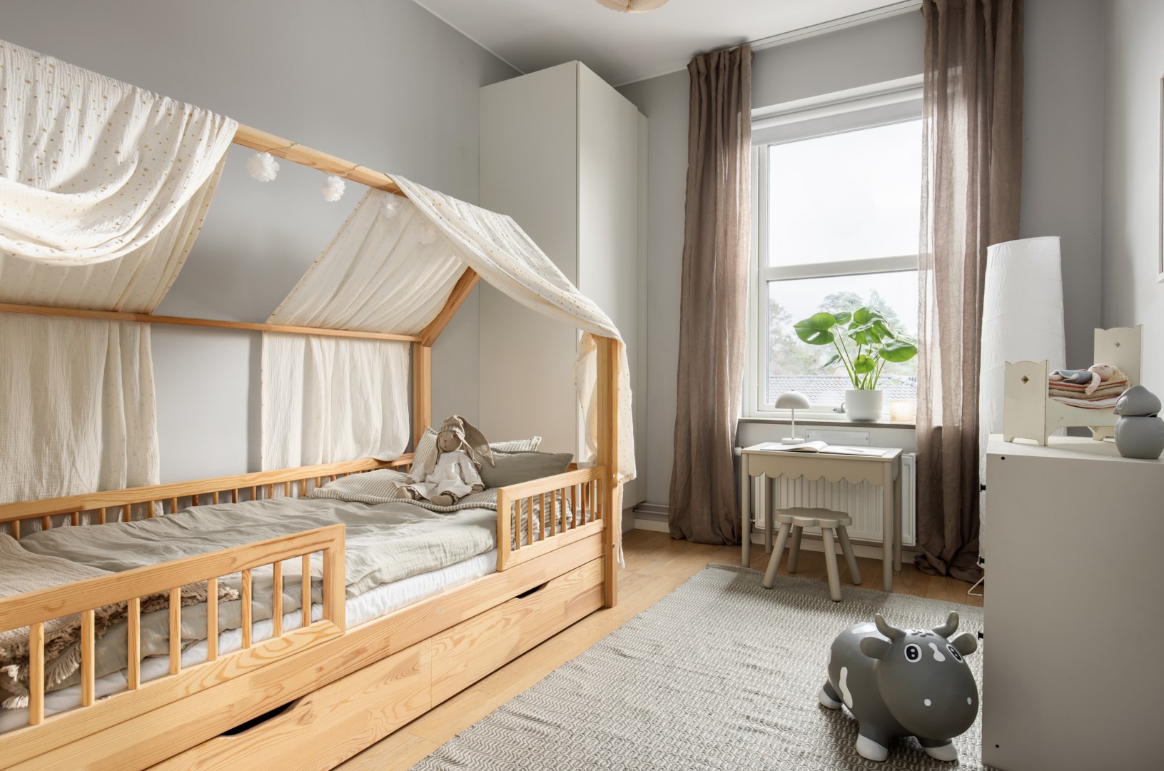 Bostadsbild från Tollare Ängsväg 28, Till salu i Tollare, Nacka