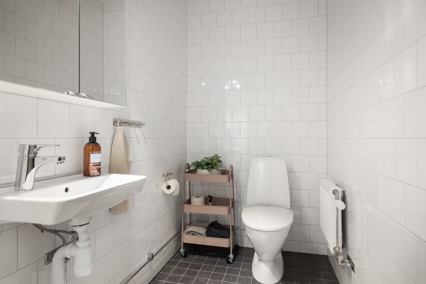 Bostadsbild från Edövägen 7G 5tr, Till salu i Västra Orminge, Nacka