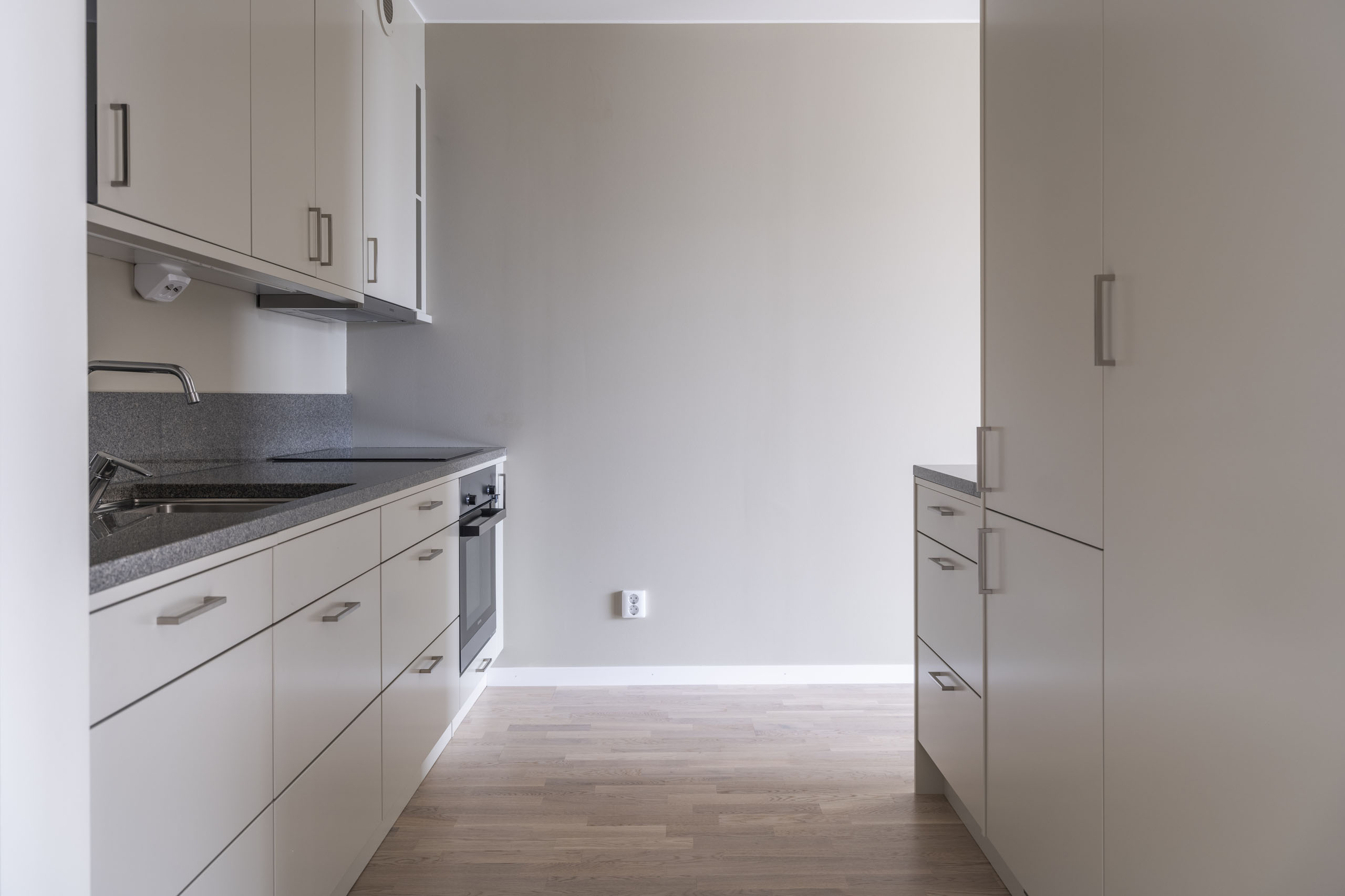 Bostadsbild från Centralvägen 103, Till salu i Roslags Näsby, Täby