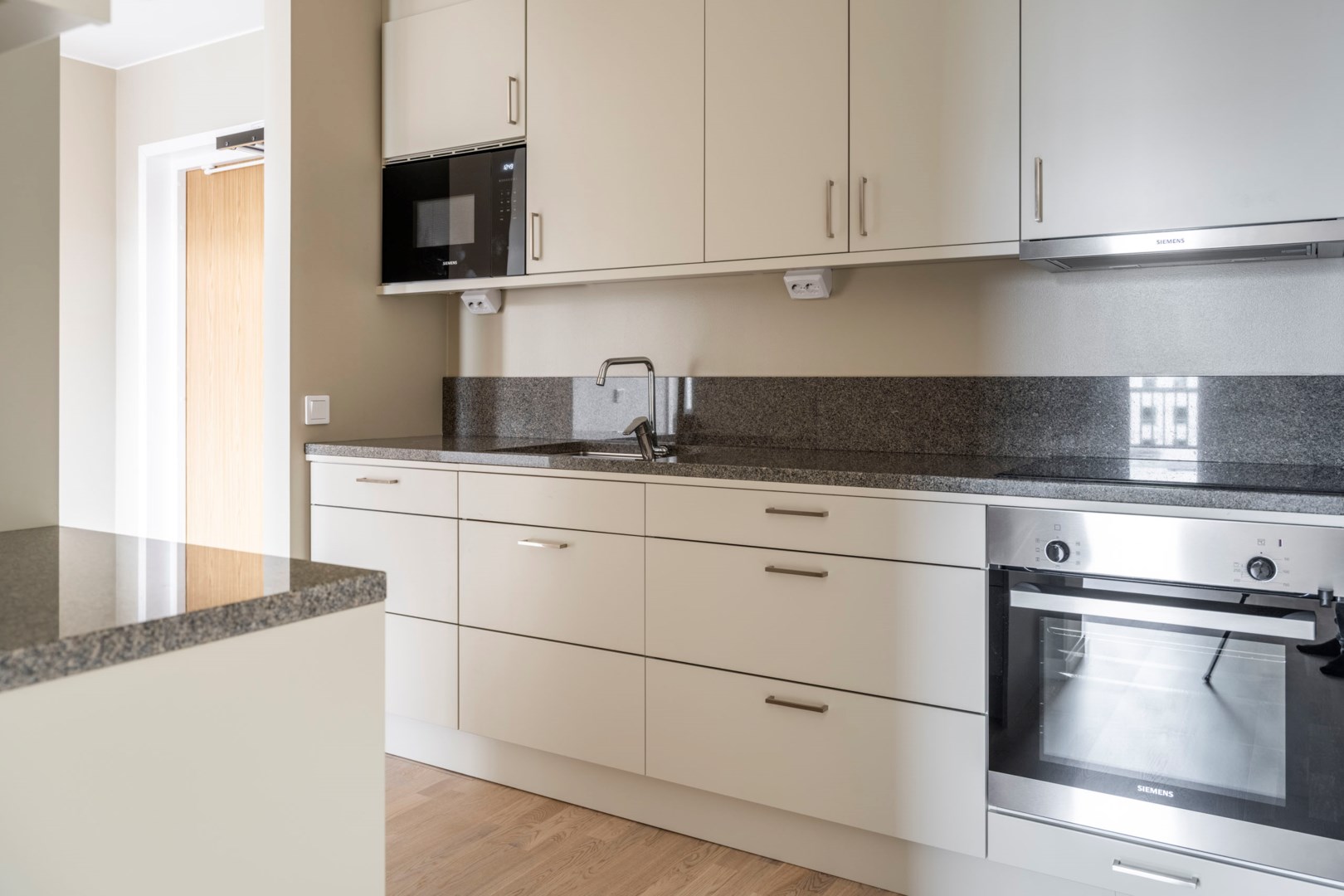 Bostadsbild från Centralvägen 103, Till salu i Roslags Näsby, Täby