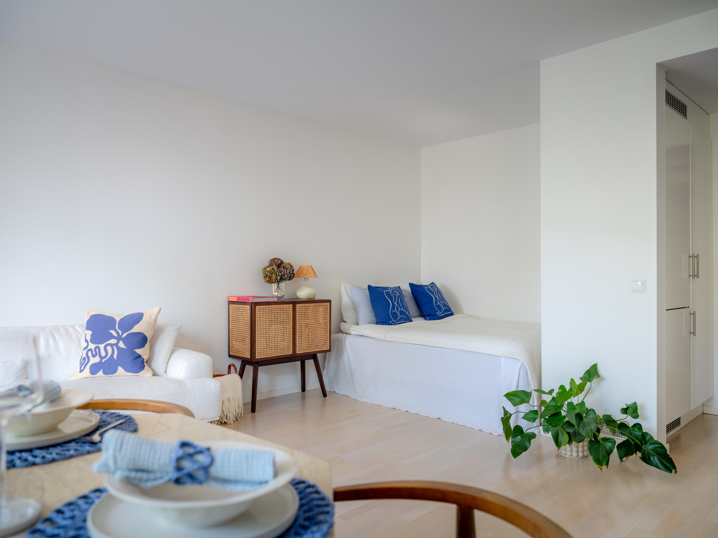 Bostadsbild från Tellusborgsvägen 90, Till salu i Midsommarkransen, Stockholm