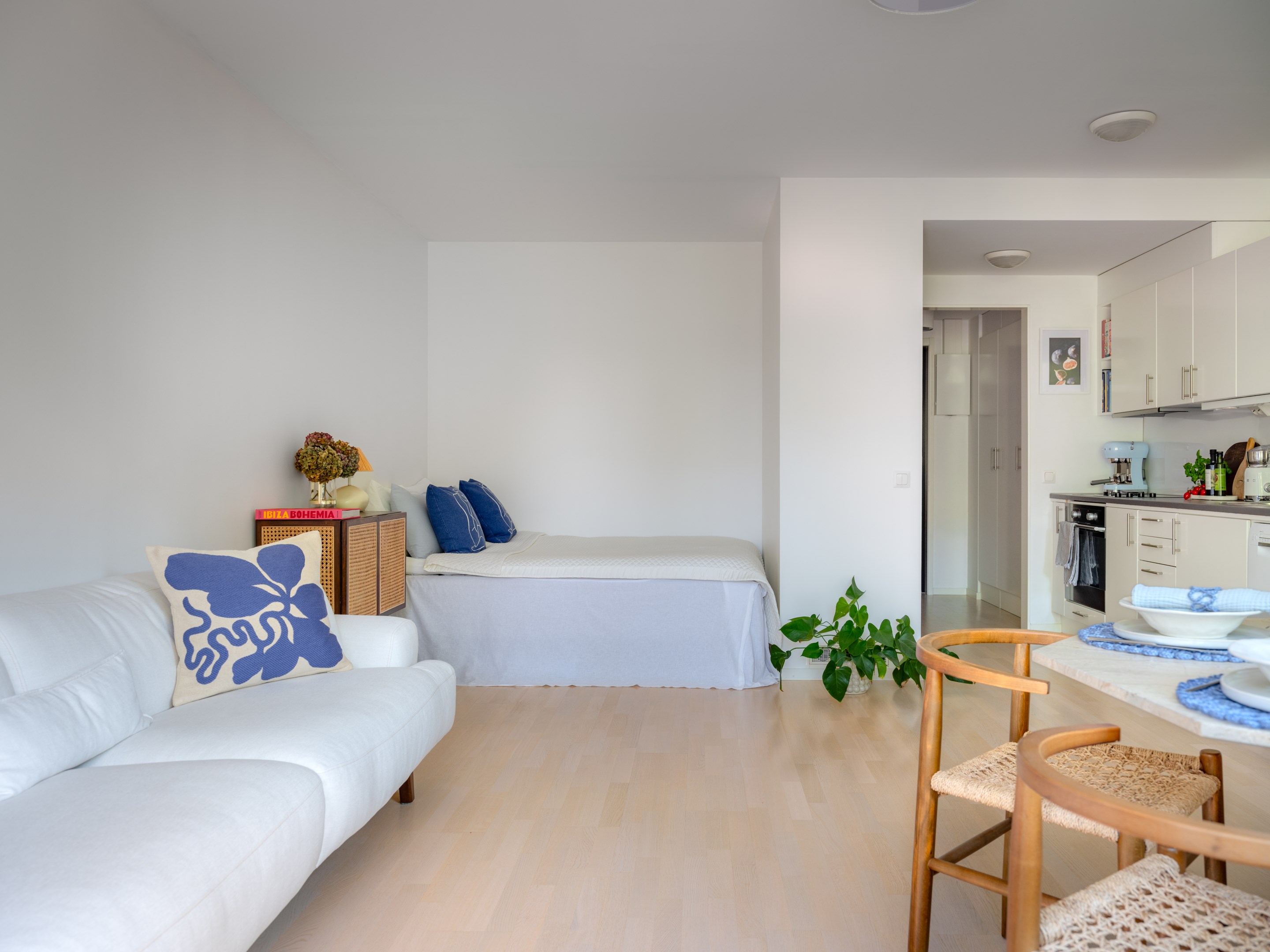 Bostadsbild från Tellusborgsvägen 90, Till salu i Midsommarkransen, Stockholm