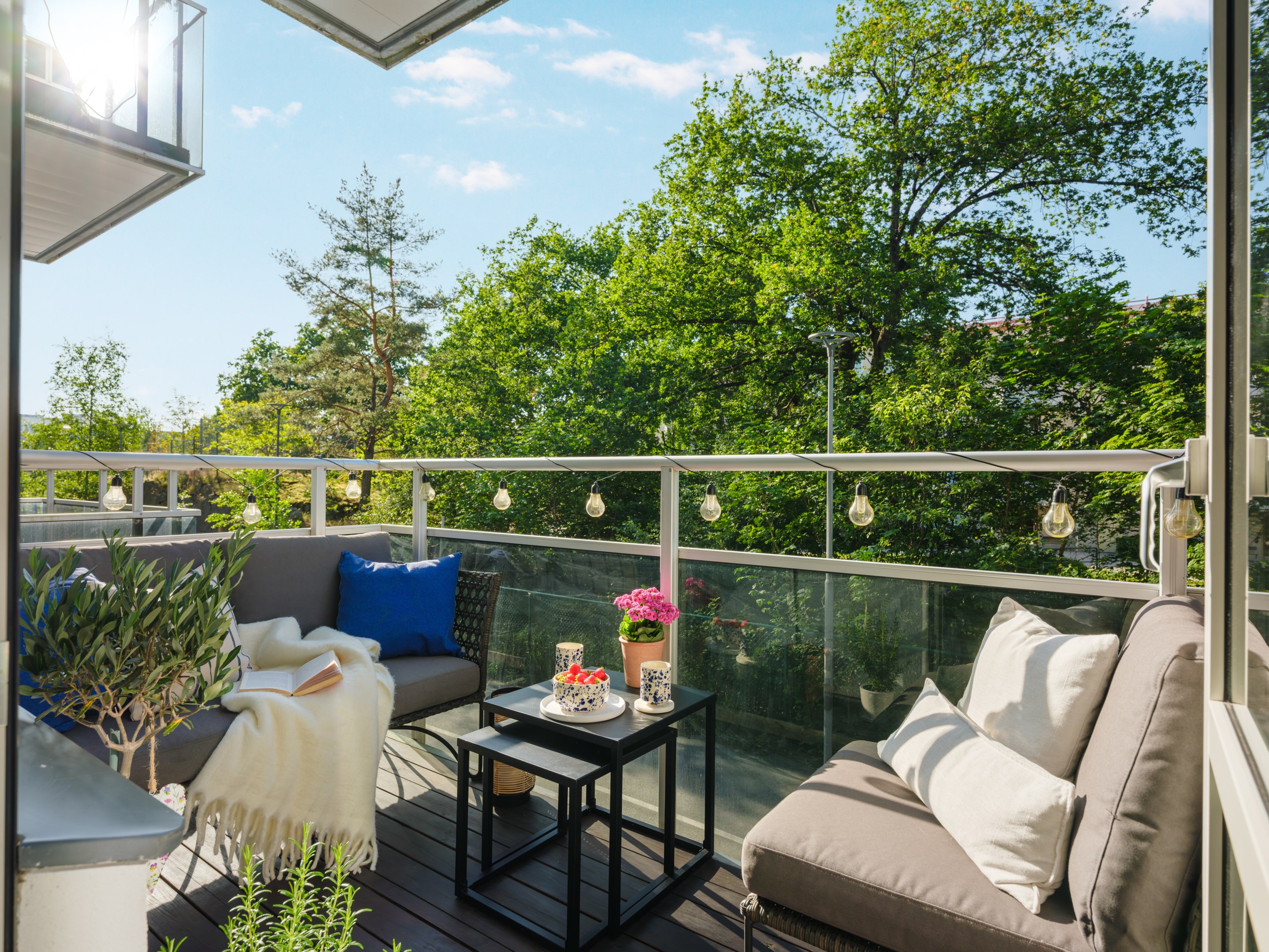 Bostadsbild från Tellusborgsvägen 90, Till salu i Midsommarkransen, Stockholm