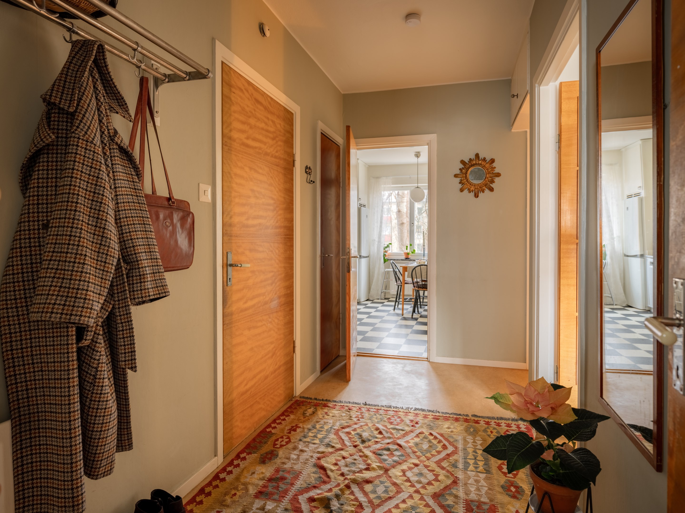 Bostadsbild från Broddgränd 10, Till salu i Västertorp, Stockholm