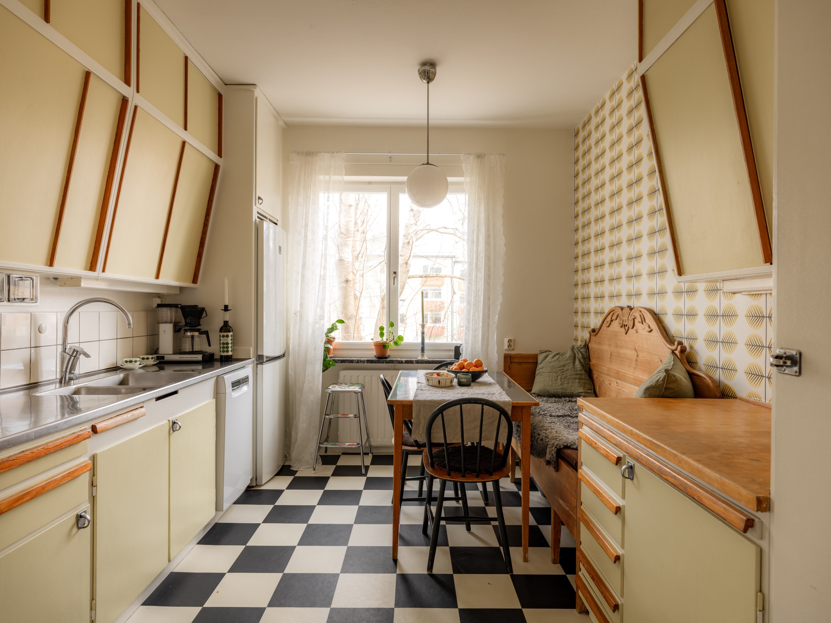 Bostadsbild från Broddgränd 10, Till salu i Västertorp, Stockholm