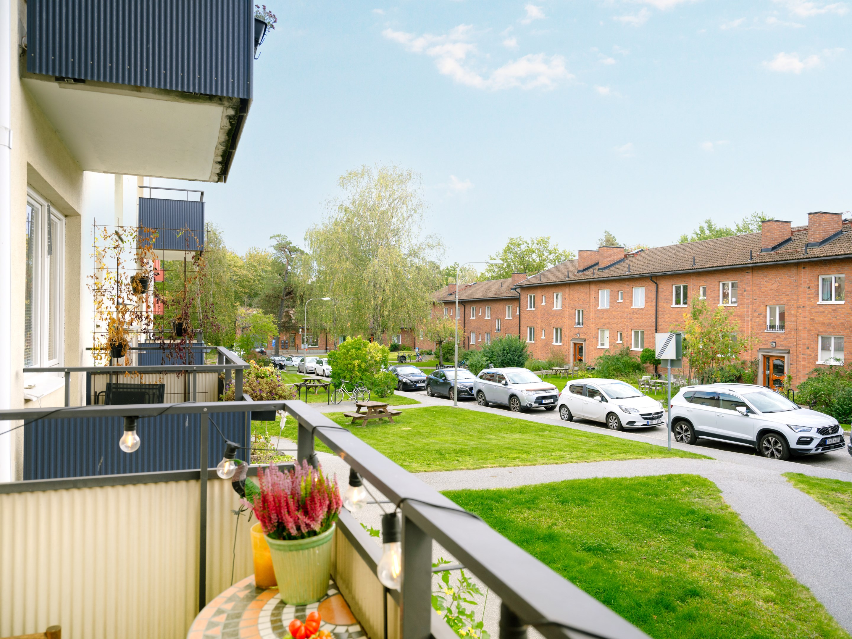 Bostadsbild från Broddgränd 10, Till salu i Västertorp, Stockholm