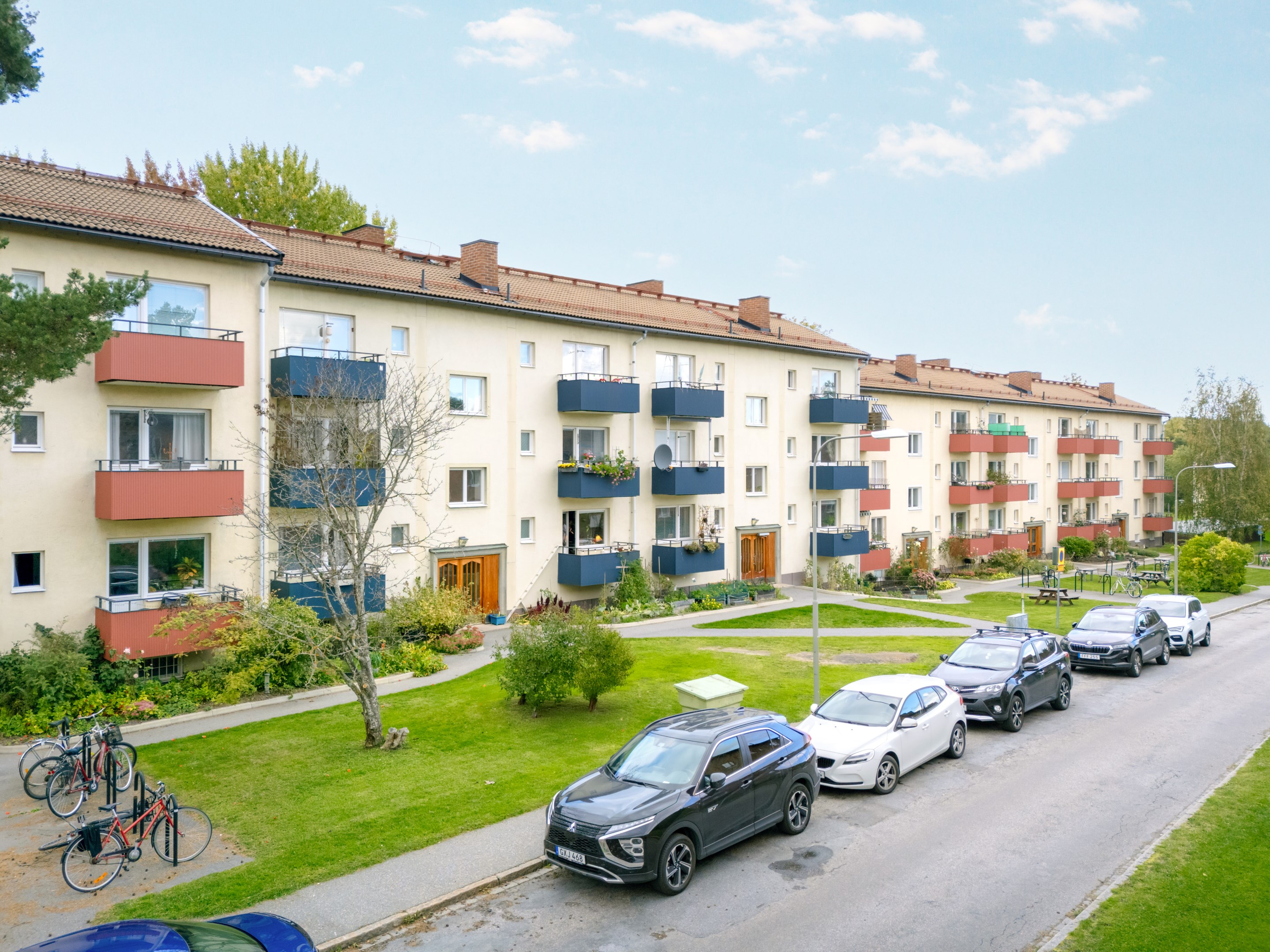 Bostadsbild från Broddgränd 10, Till salu i Västertorp, Stockholm