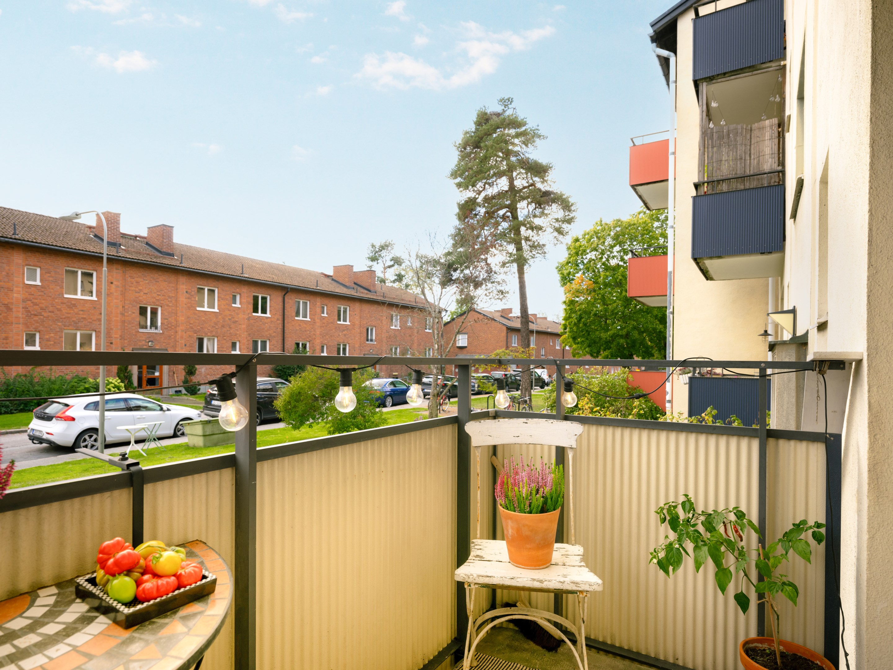 Bostadsbild från Broddgränd 10, Till salu i Västertorp, Stockholm