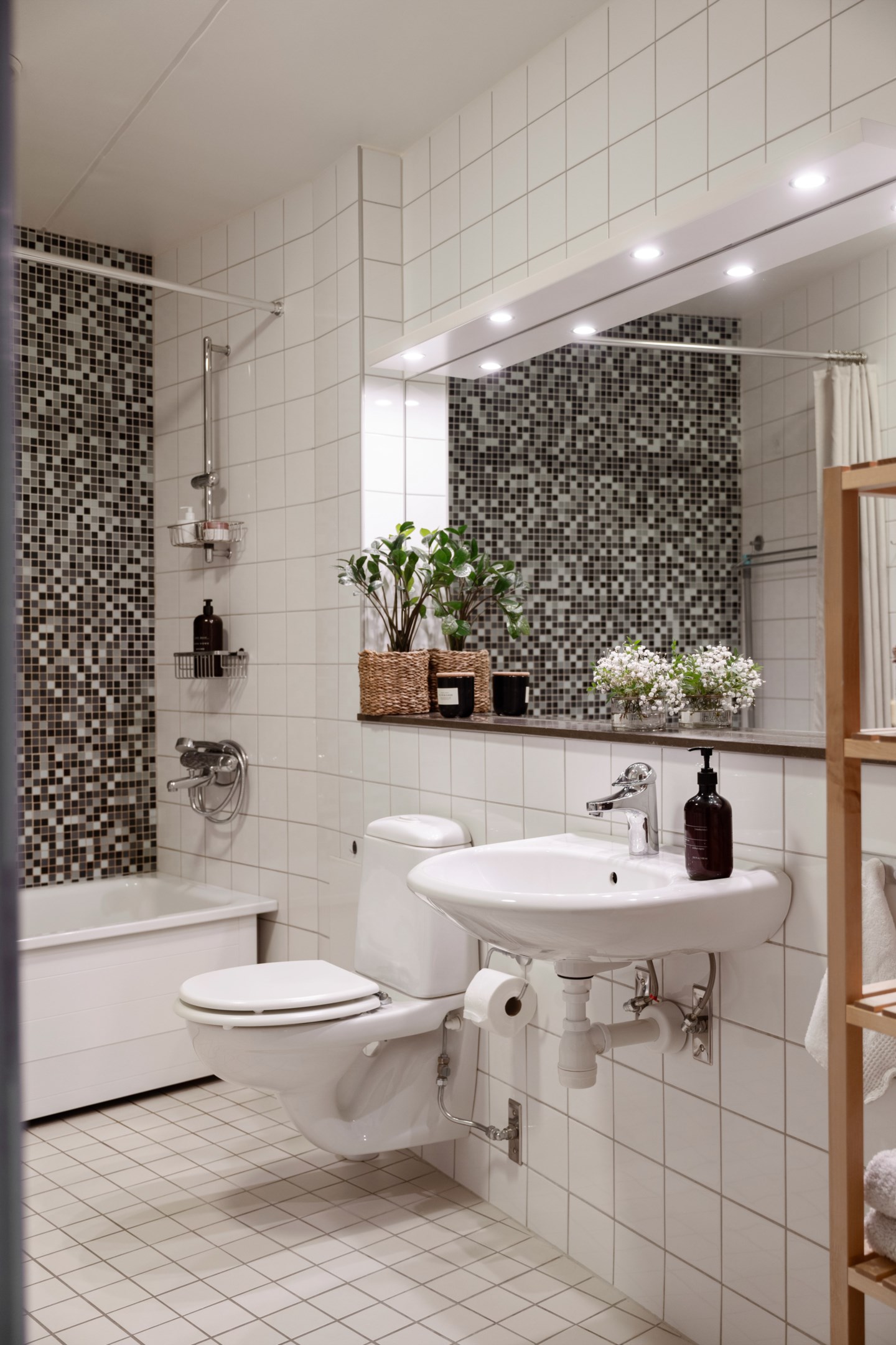 Bostadsbild från Finnbergsvägen 68, Såld i Finnberget, Nacka