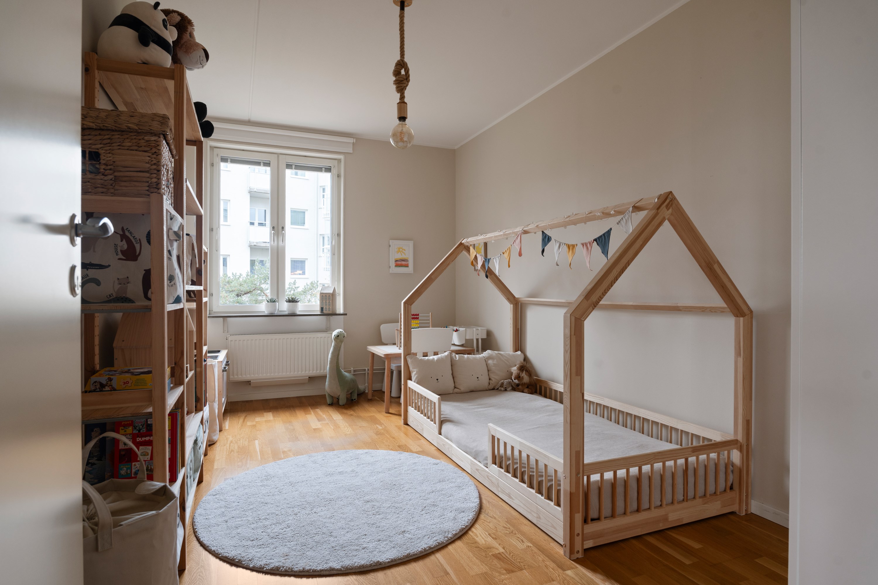 Bostadsbild från Finnbergsvägen 68, Såld i Finnberget, Nacka