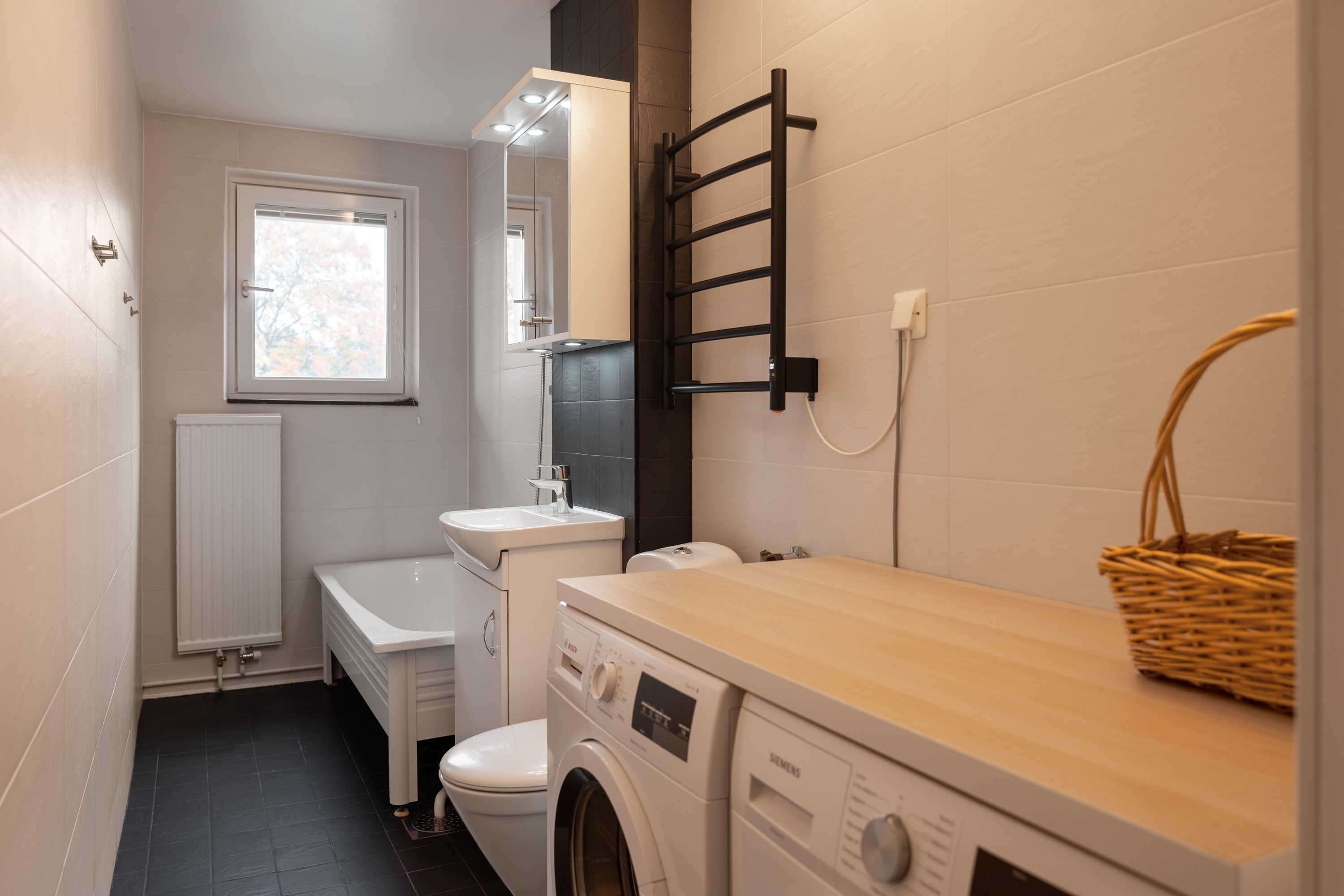 Bostadsbild från Ormingeringen 51A, Till salu i Västra Orminge, Nacka