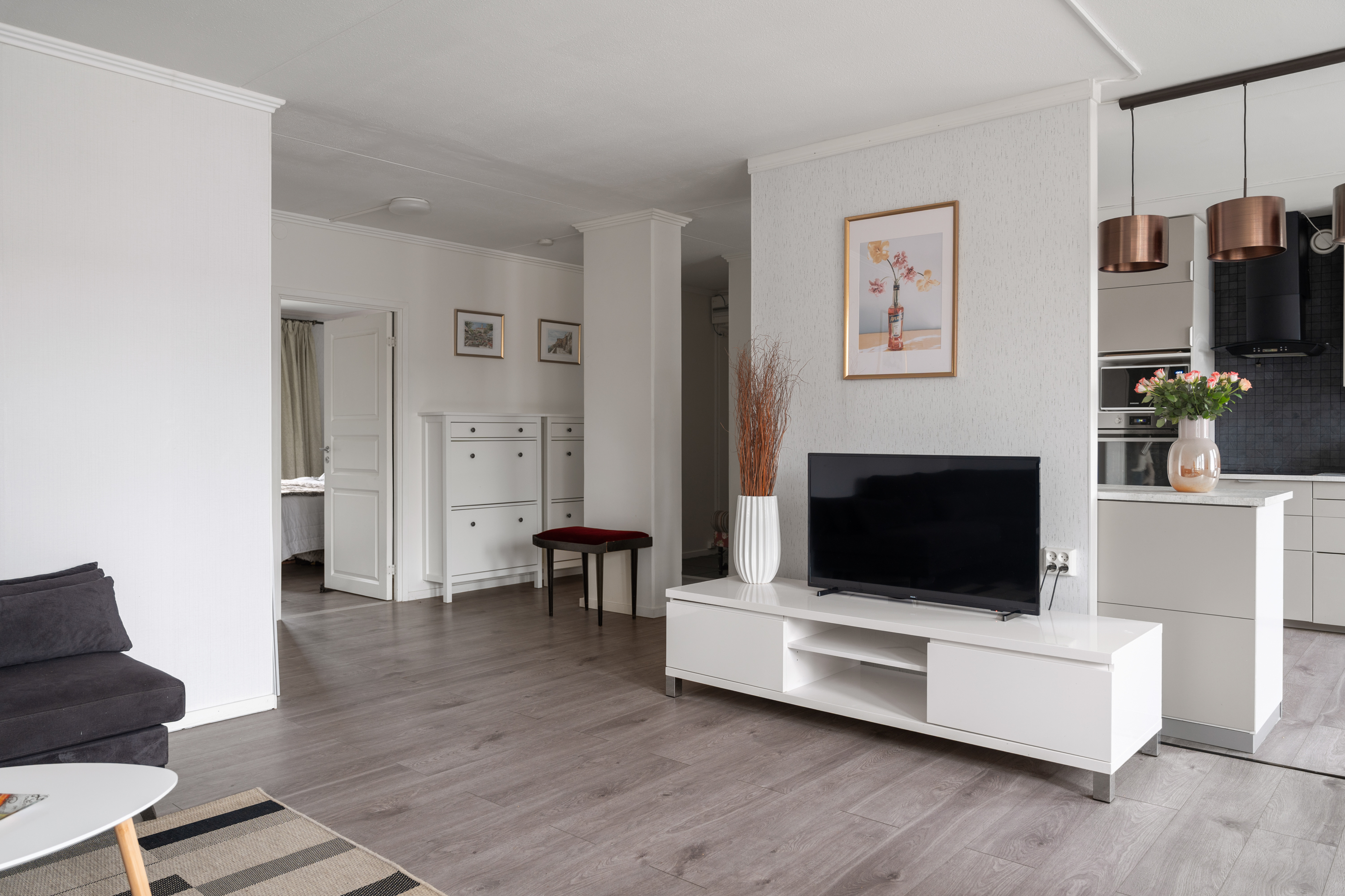 Bostadsbild från Ormingeringen 51A, Till salu i Västra Orminge, Nacka