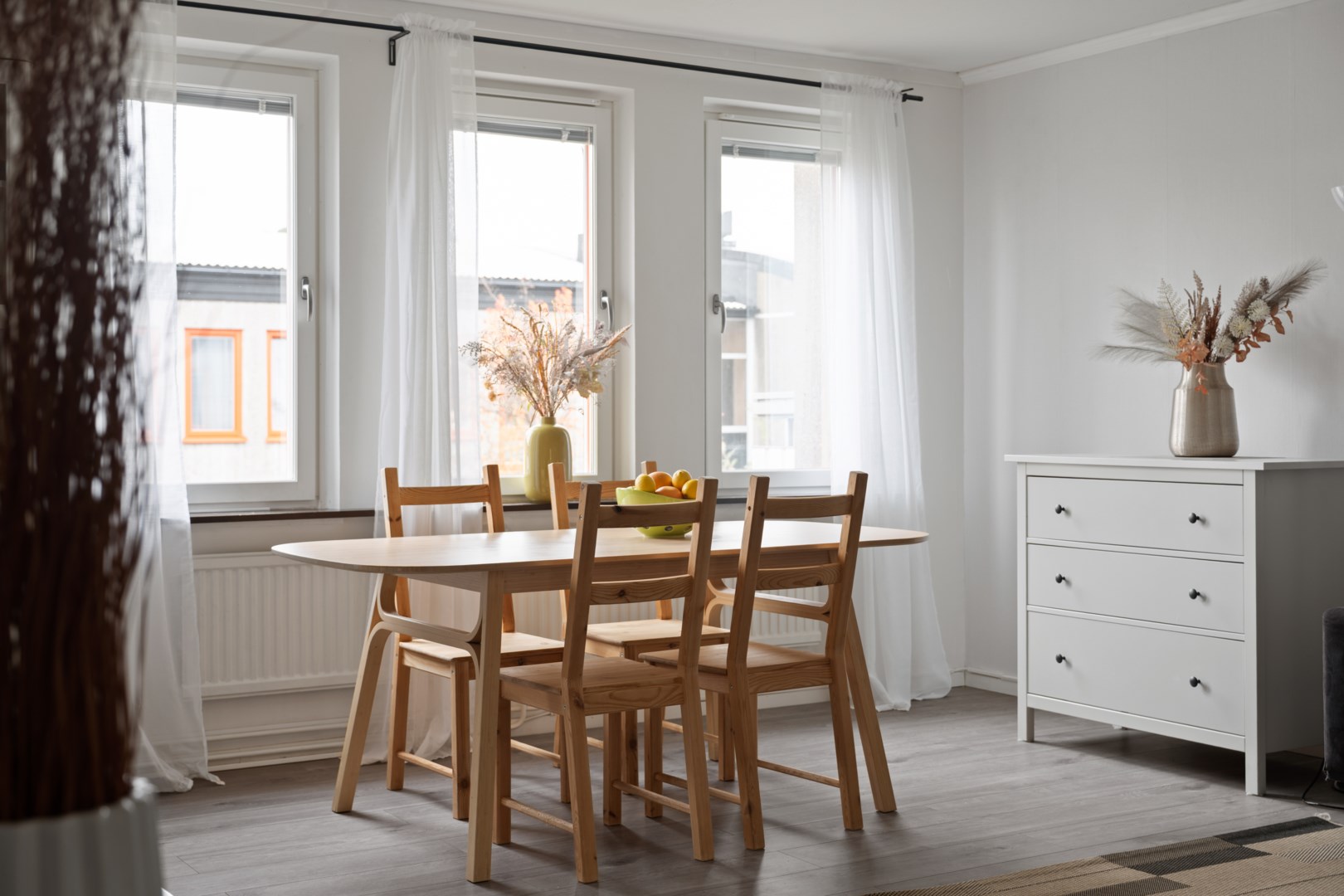 Bostadsbild från Ormingeringen 51A, Till salu i Västra Orminge, Nacka