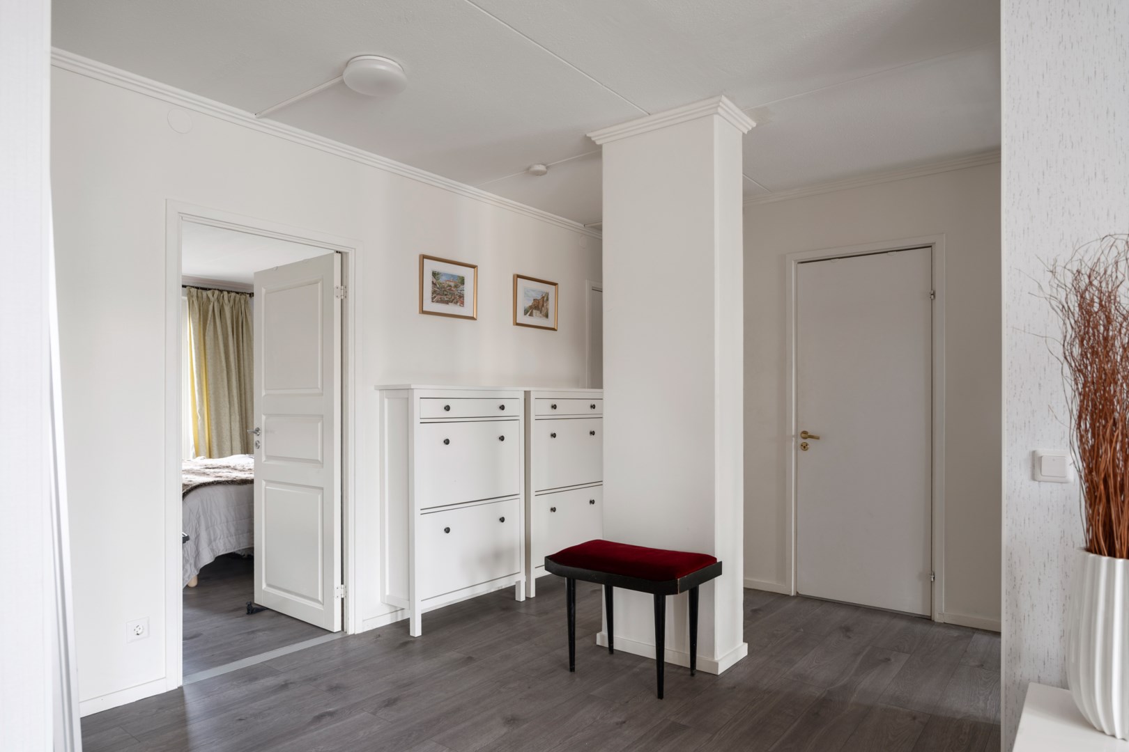 Bostadsbild från Ormingeringen 51A, Till salu i Västra Orminge, Nacka